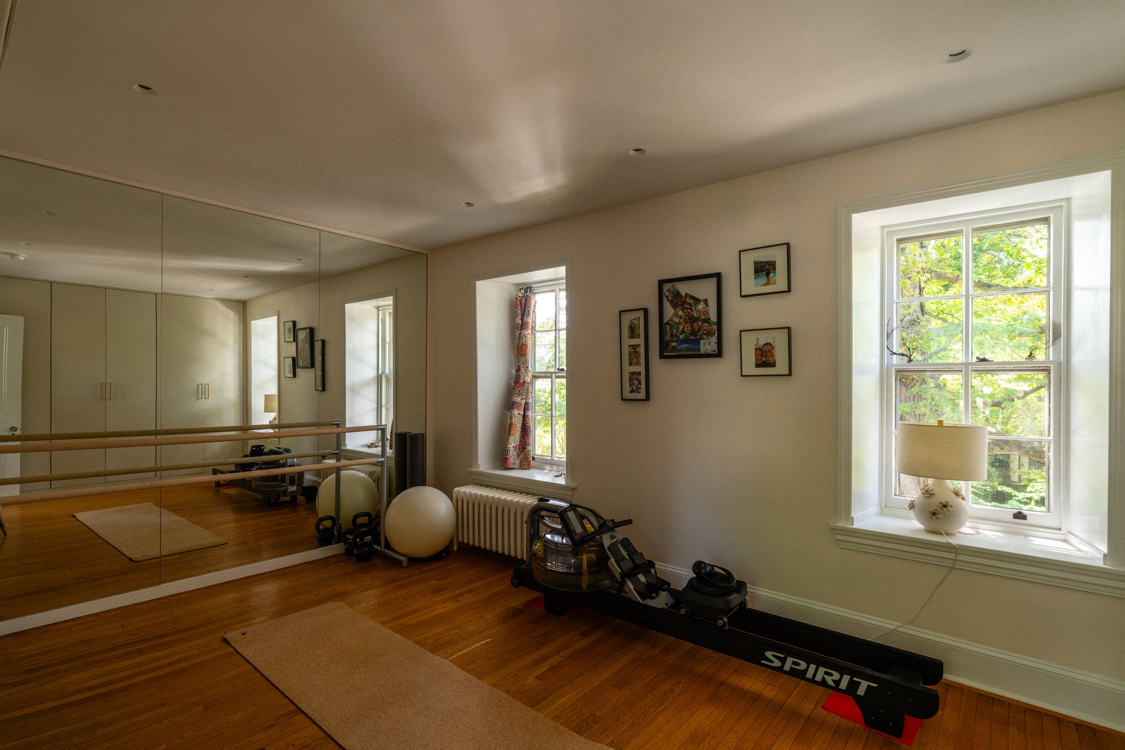 400 E. Evergreen Avenue 