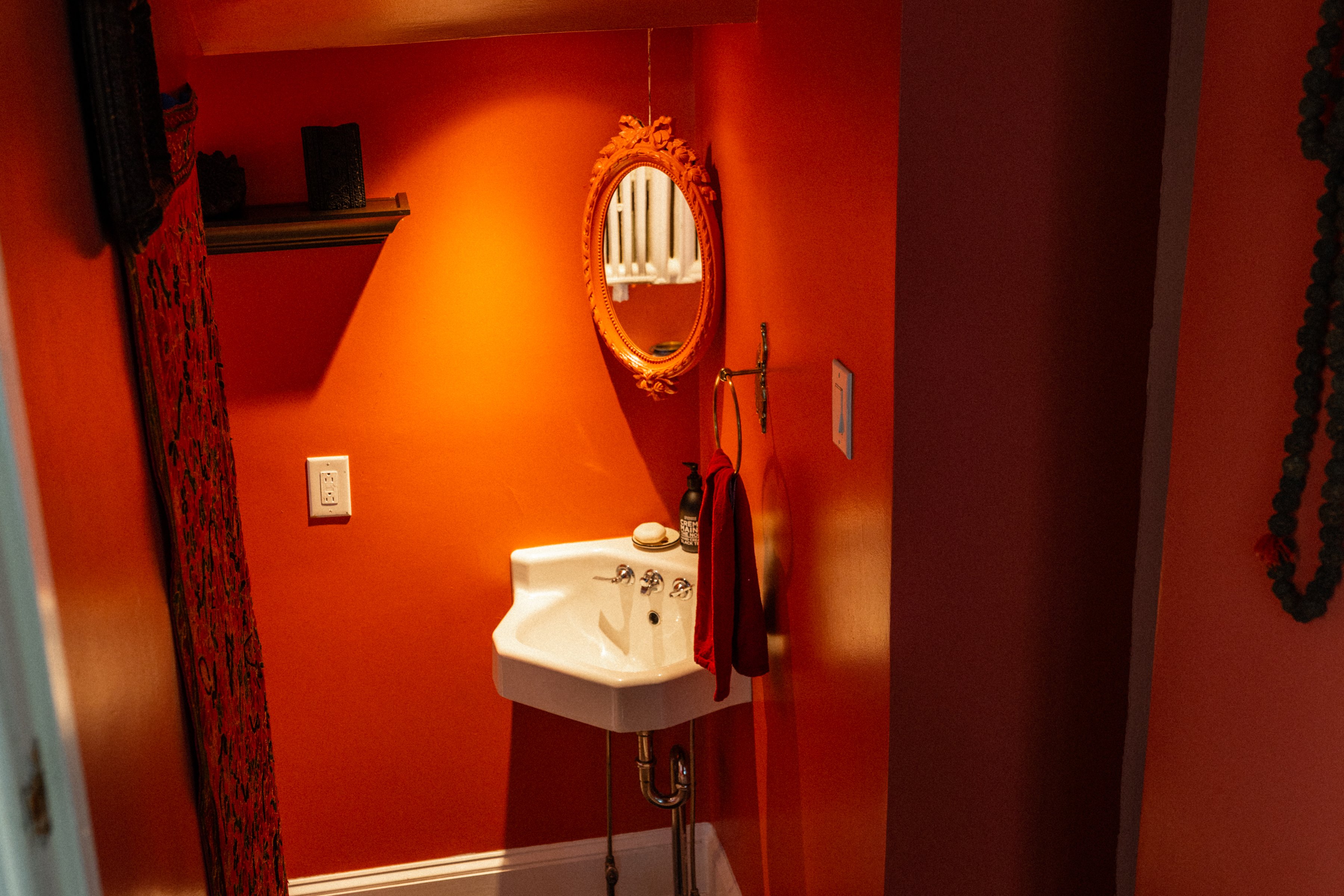 400 E. Evergreen Avenue 