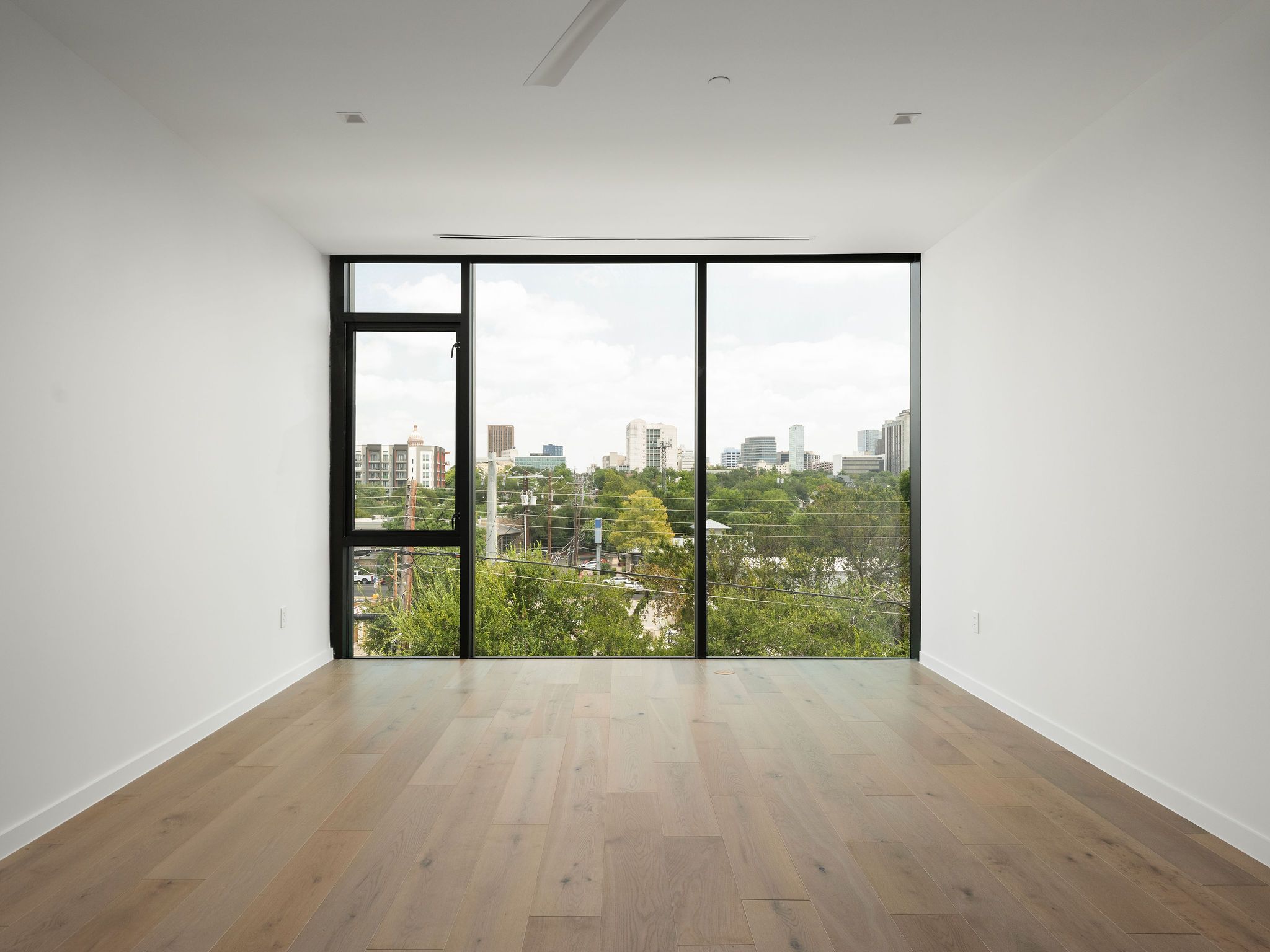 1006 Baylor Street 304