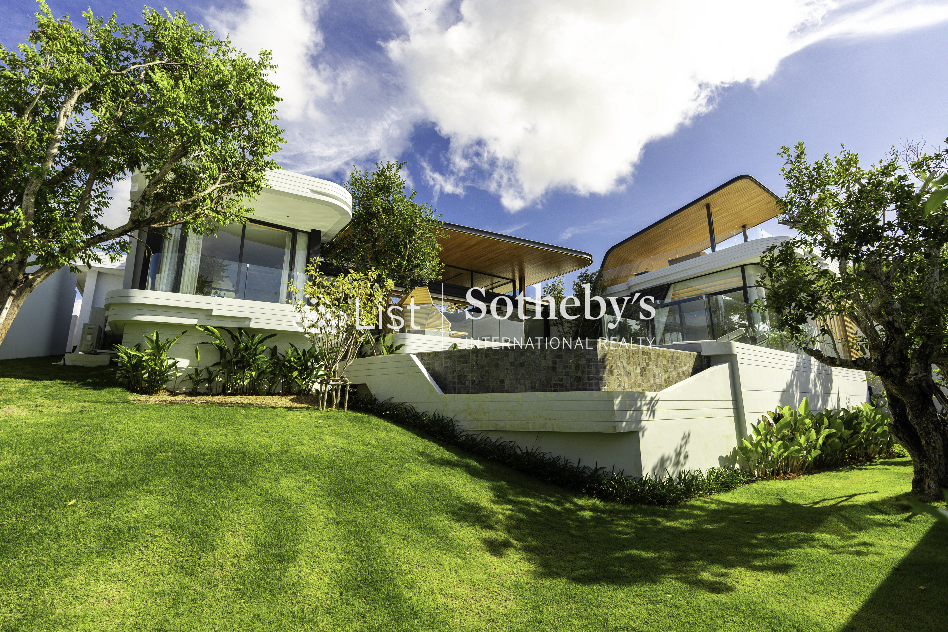 Botanica The Valley Four Bedroom Ultra Modern Villa within Gated Estate