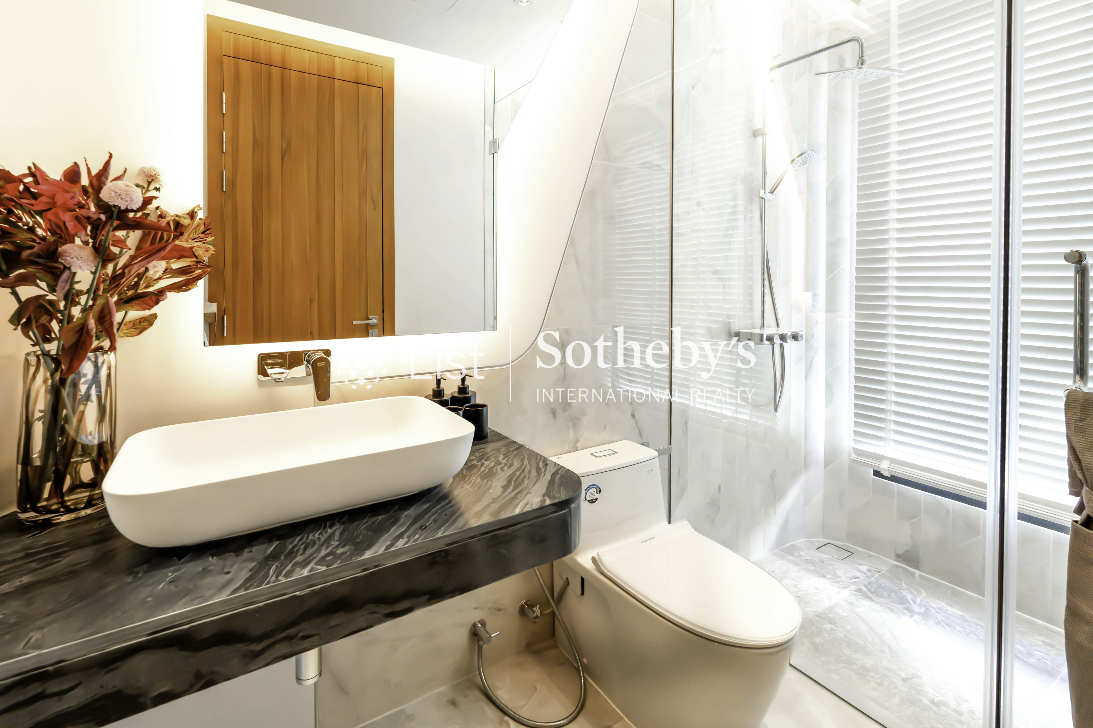 Botanica The Valley Four Bedroom Ultra Modern Villa within Gated Estate