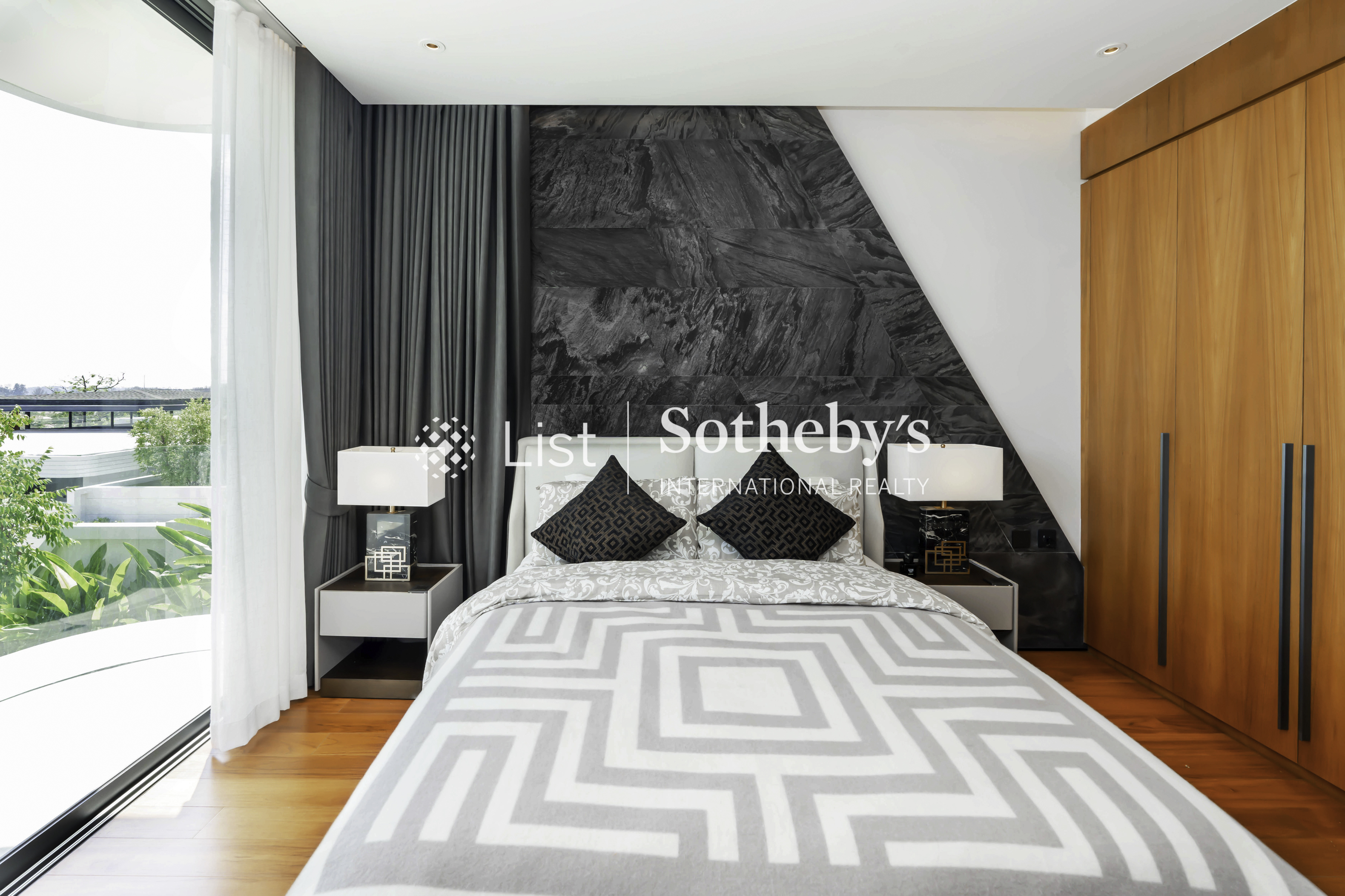 Botanica The Valley Four Bedroom Ultra Modern Villa within Gated Estate