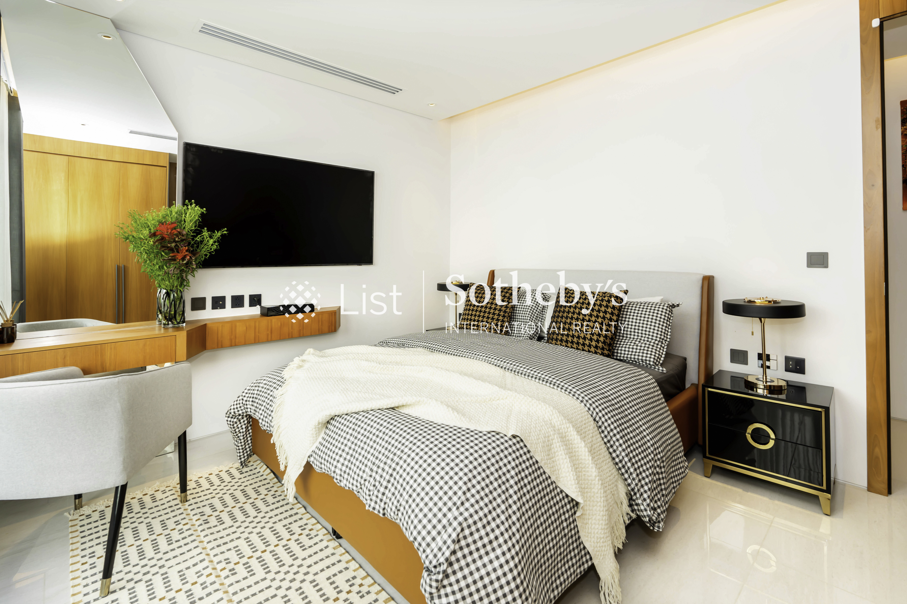 Botanica The Valley Four Bedroom Ultra Modern Villa within Gated Estate