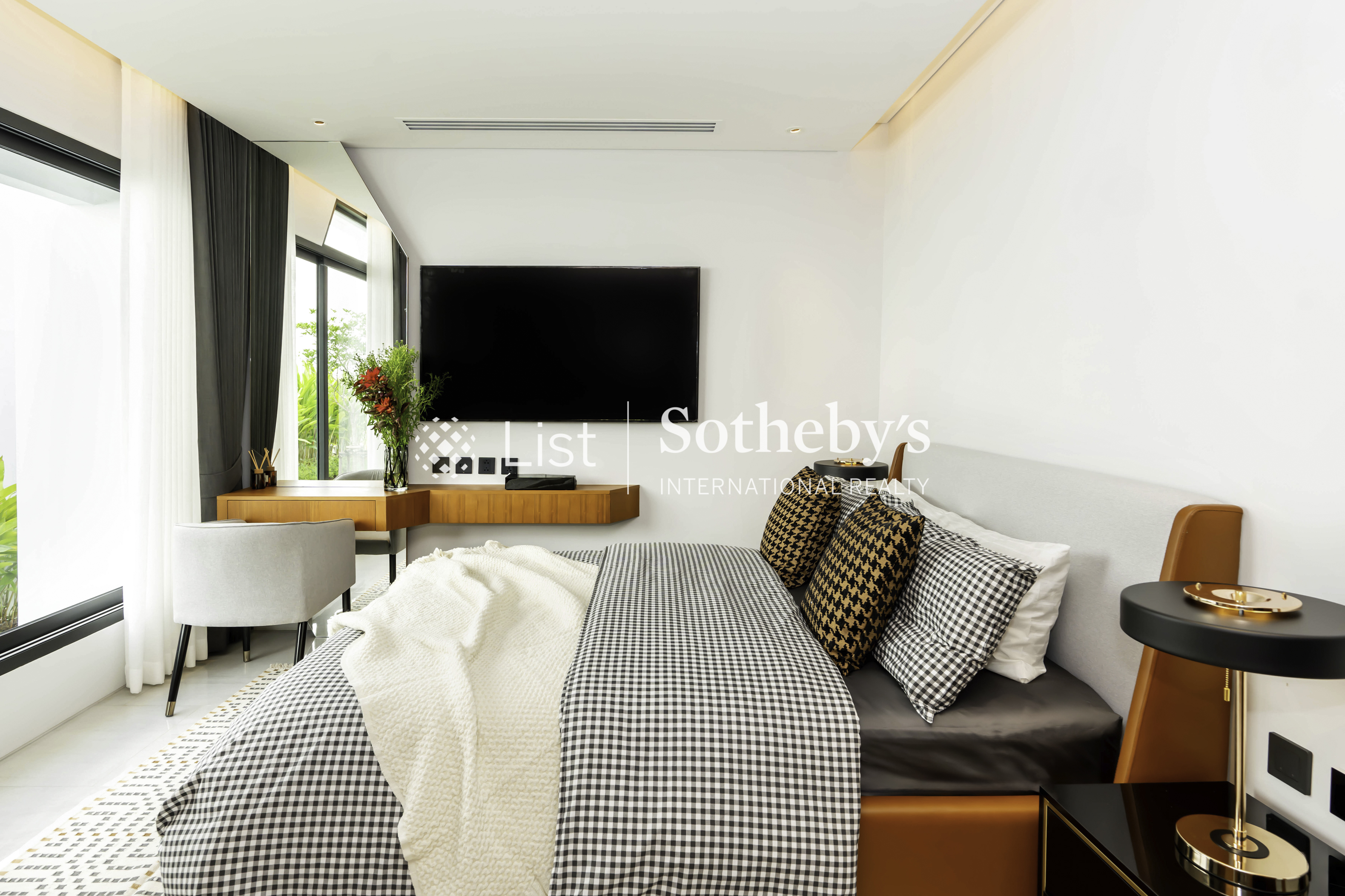 Botanica The Valley Four Bedroom Ultra Modern Villa within Gated Estate