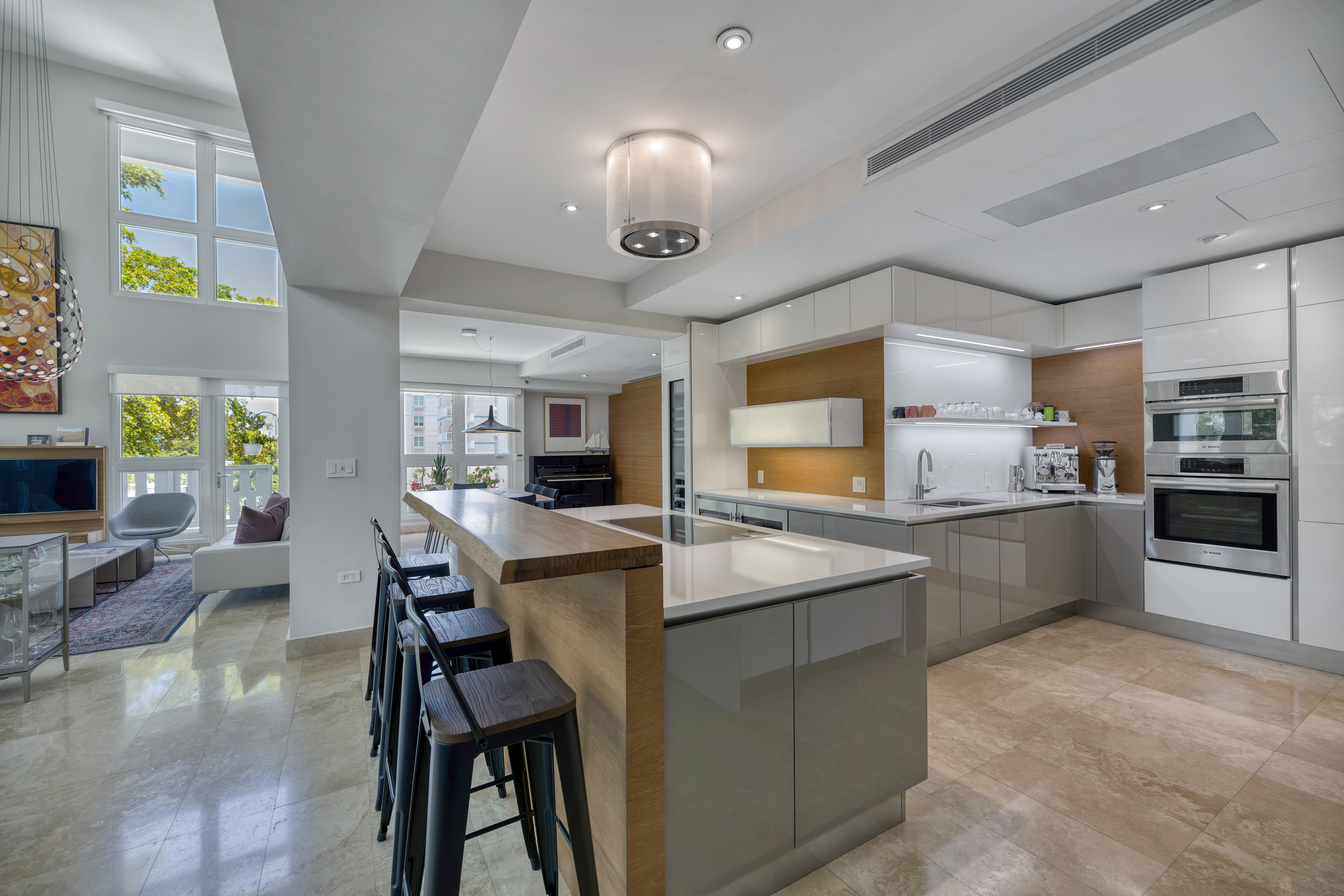 1364 Wilson Ave., PH 512