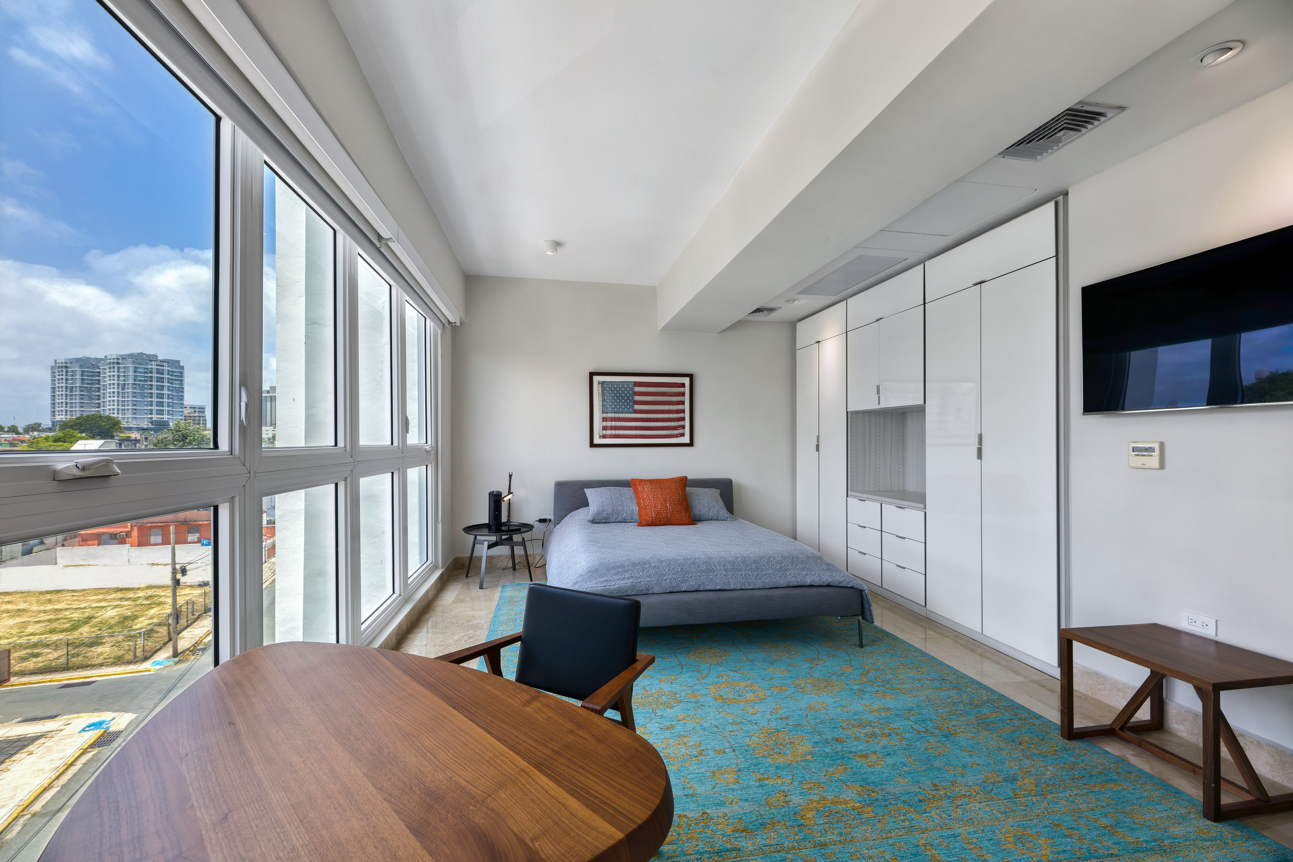 1364 Wilson Ave., PH 512