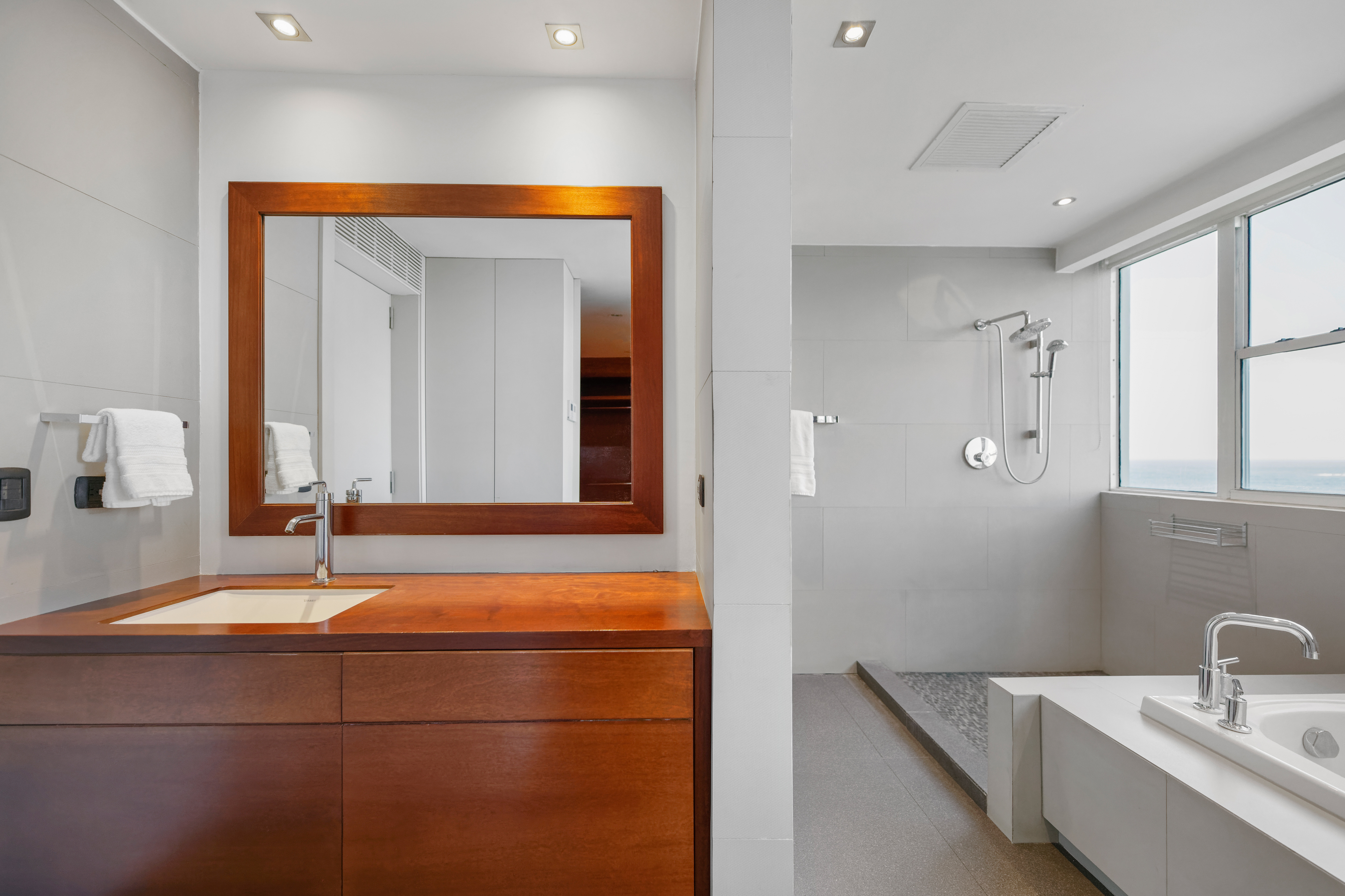 1315 Ashford Ave., SPH 1201