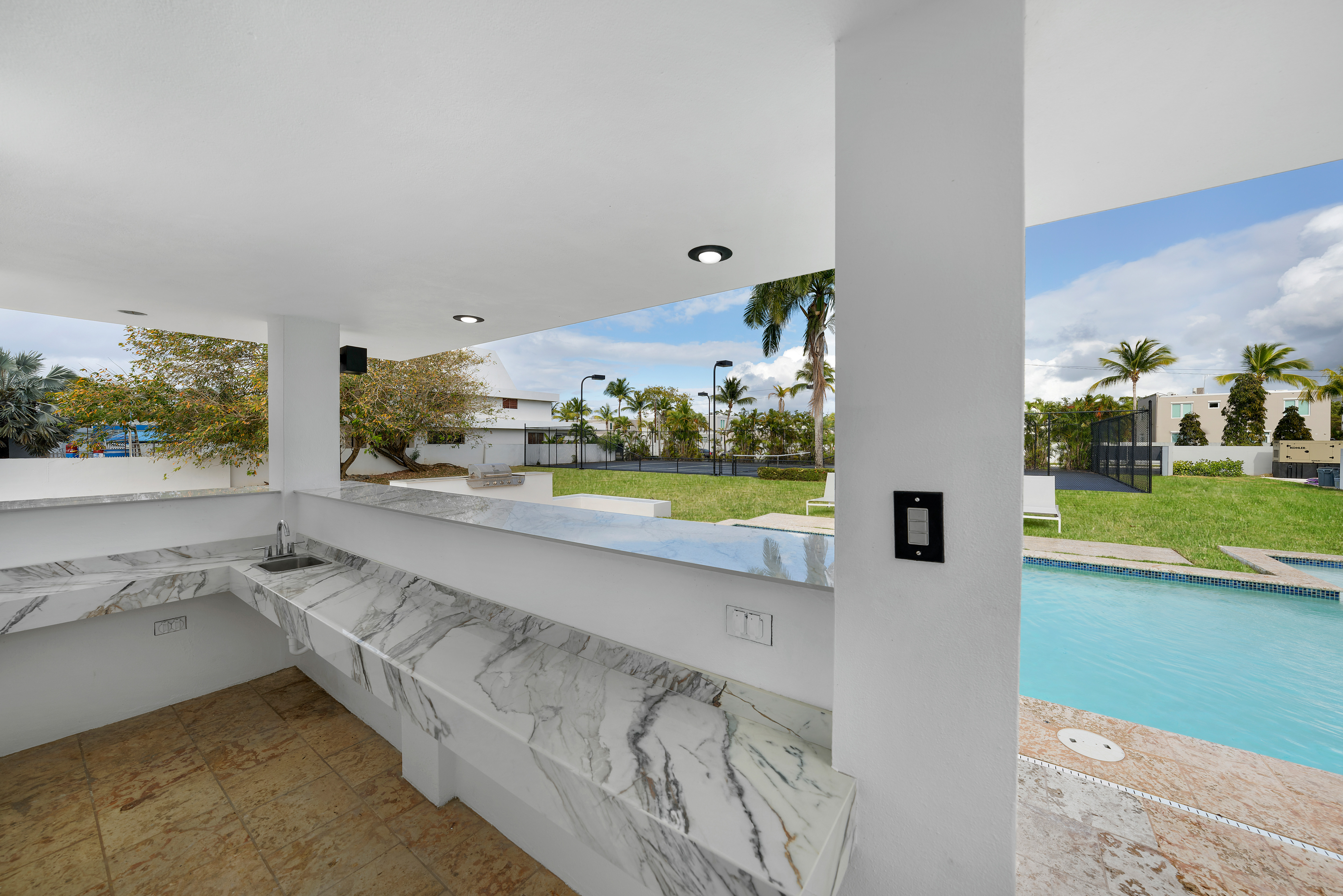 G22 Granada St., Vistamar Marina East