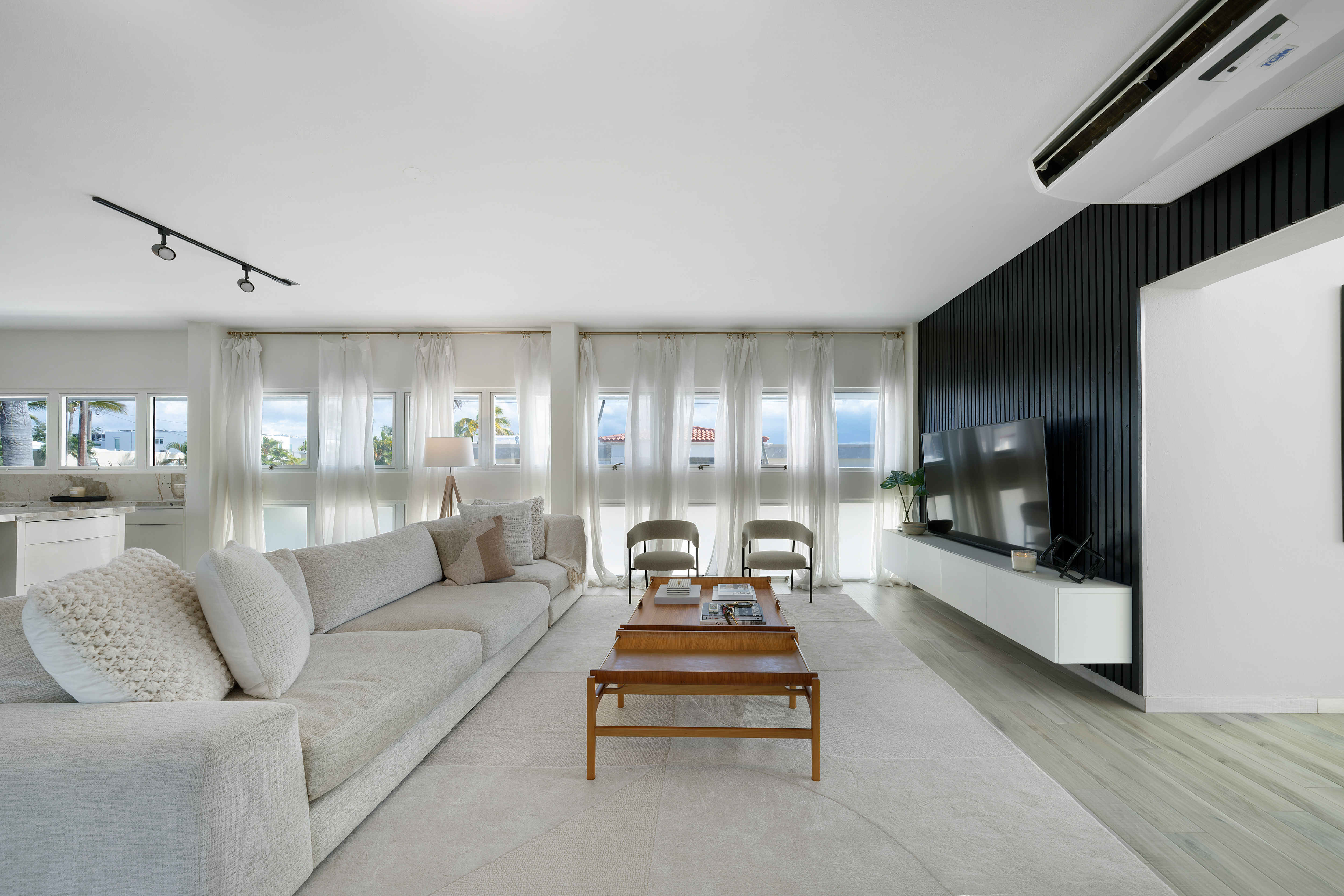 G22 Granada St., Vistamar Marina East