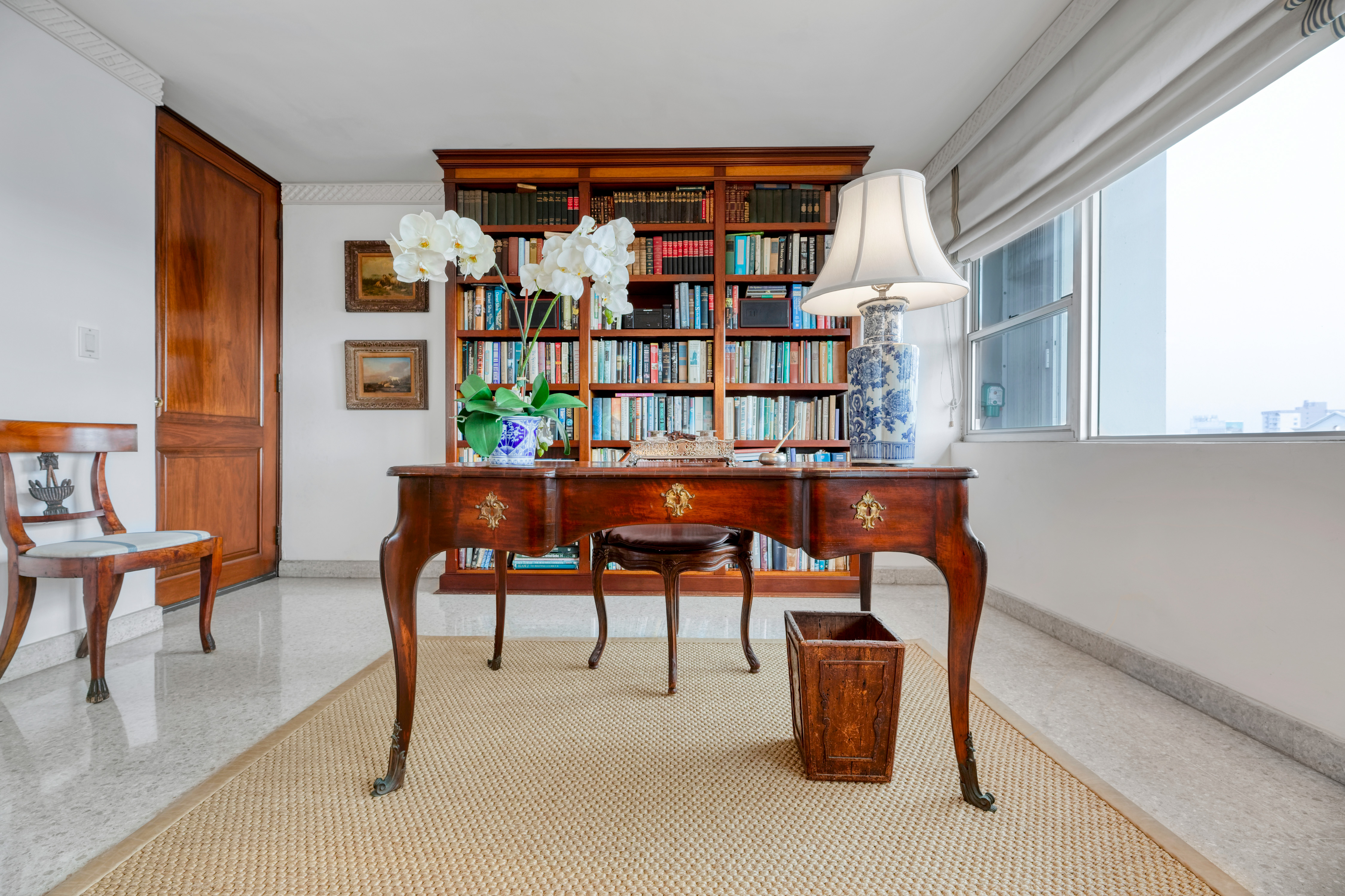 1351 Magdalena Ave., Apt. 14A