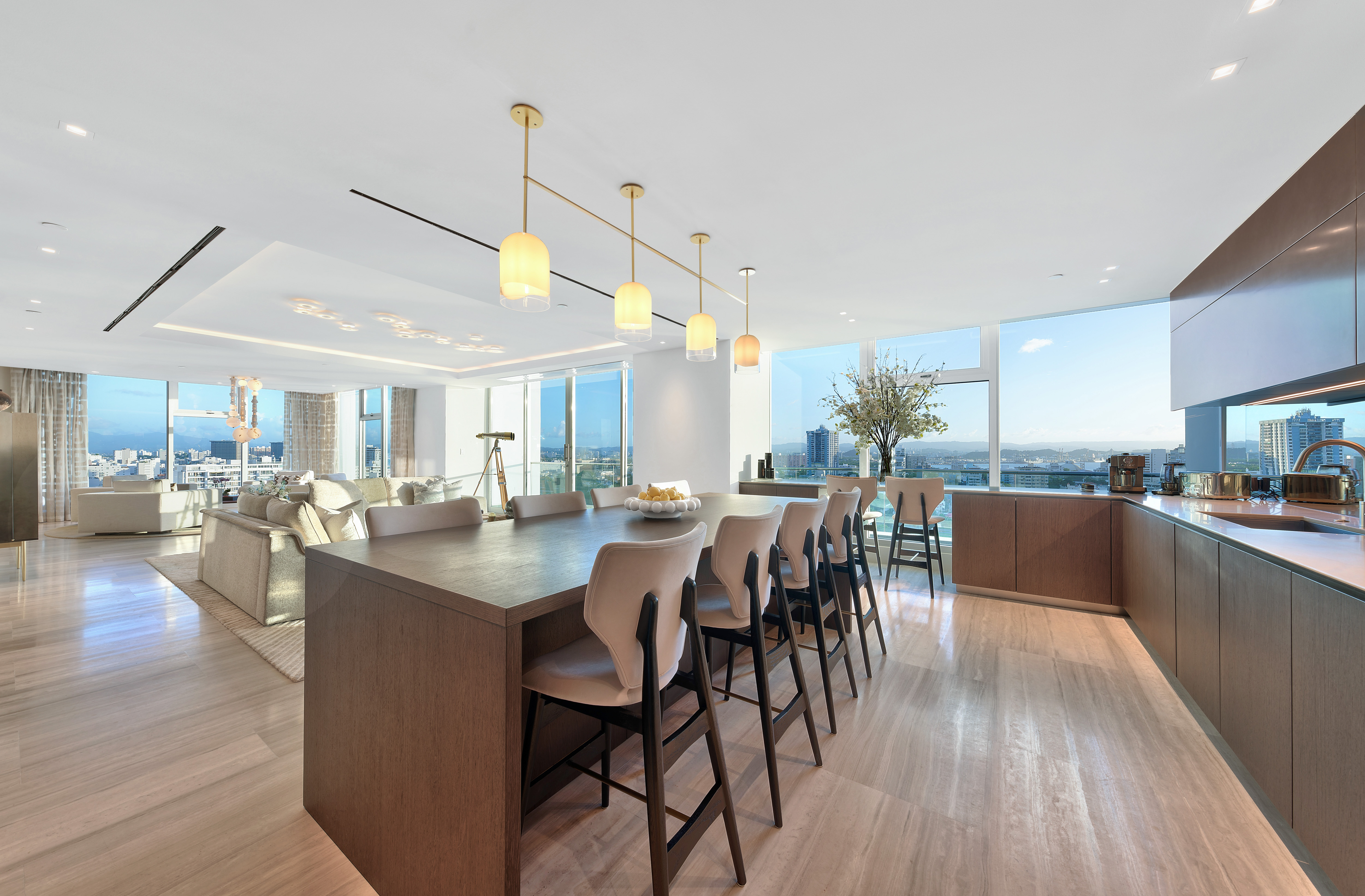 1004 Ashford Avenue, Penthouse