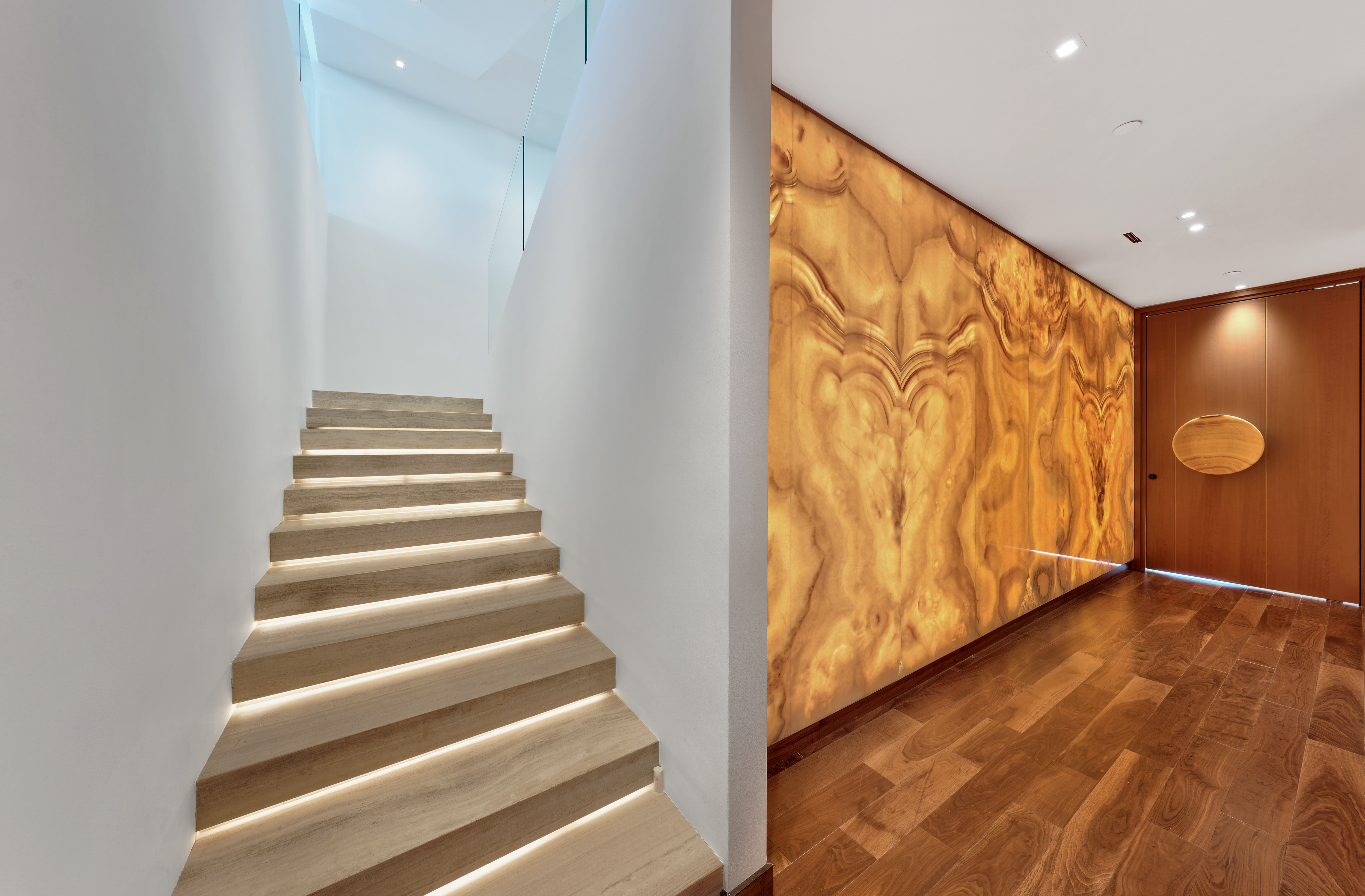 1004 Ashford Avenue, Penthouse
