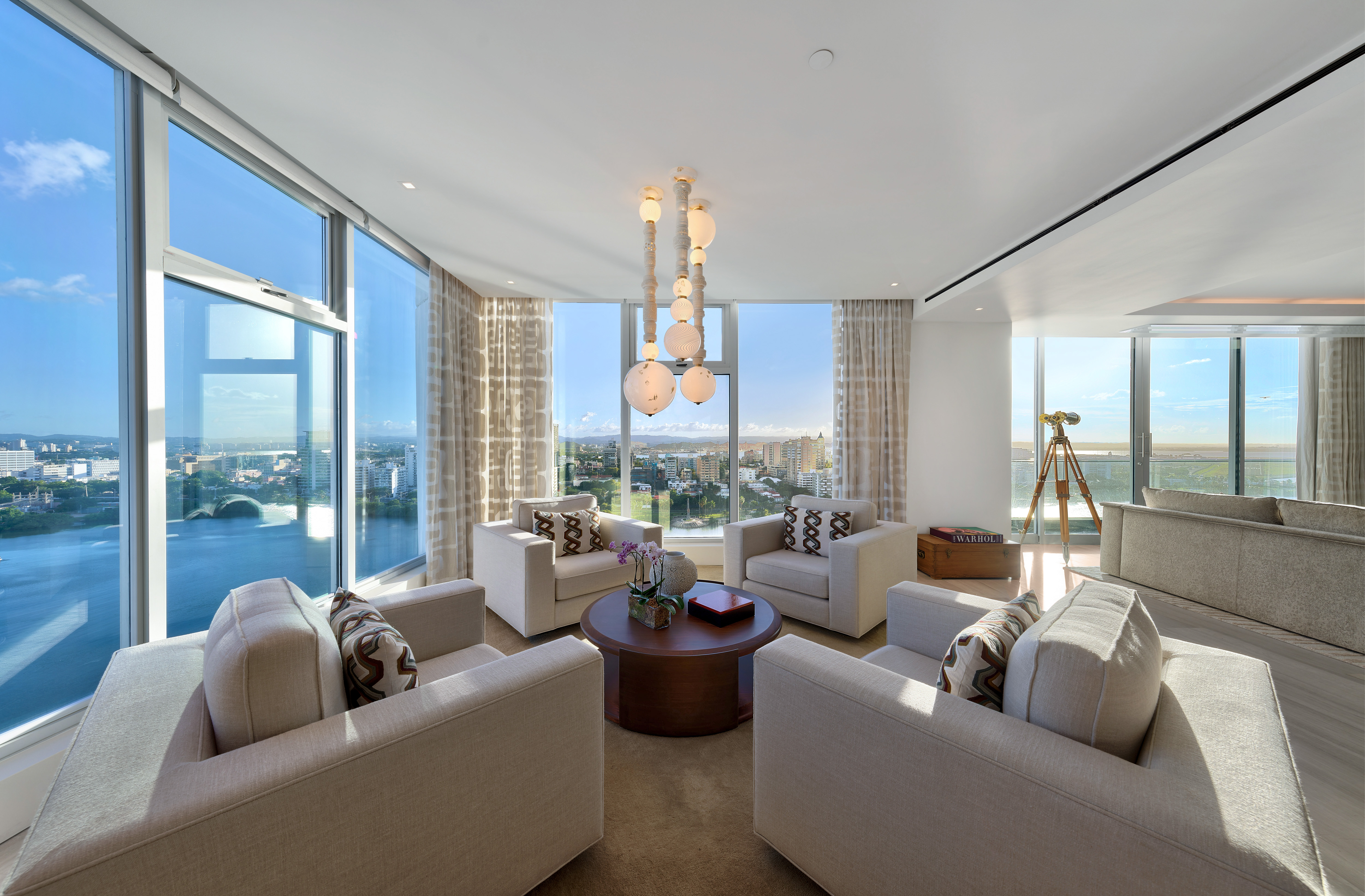 1004 Ashford Avenue, Penthouse
