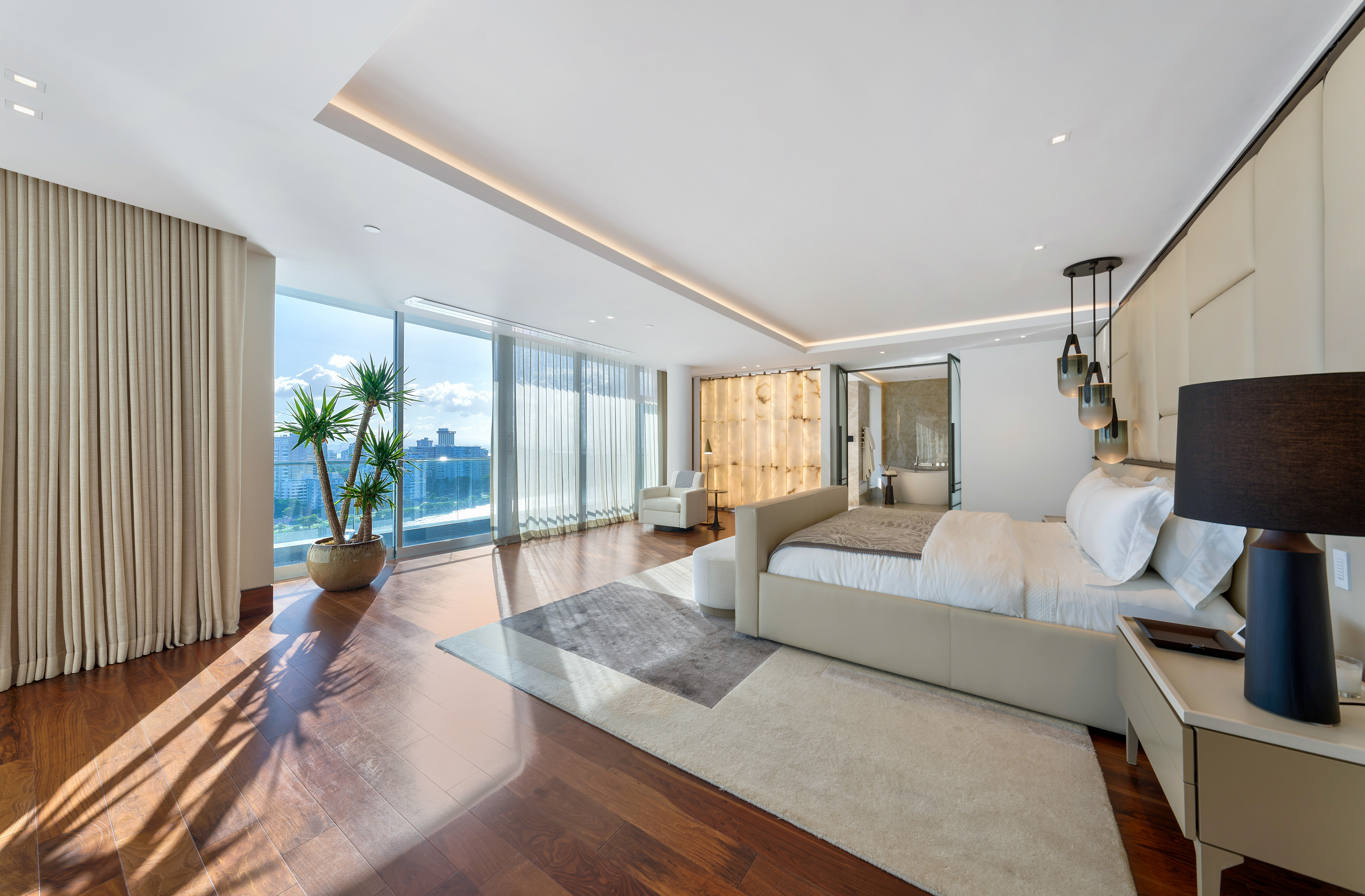1004 Ashford Avenue, Penthouse