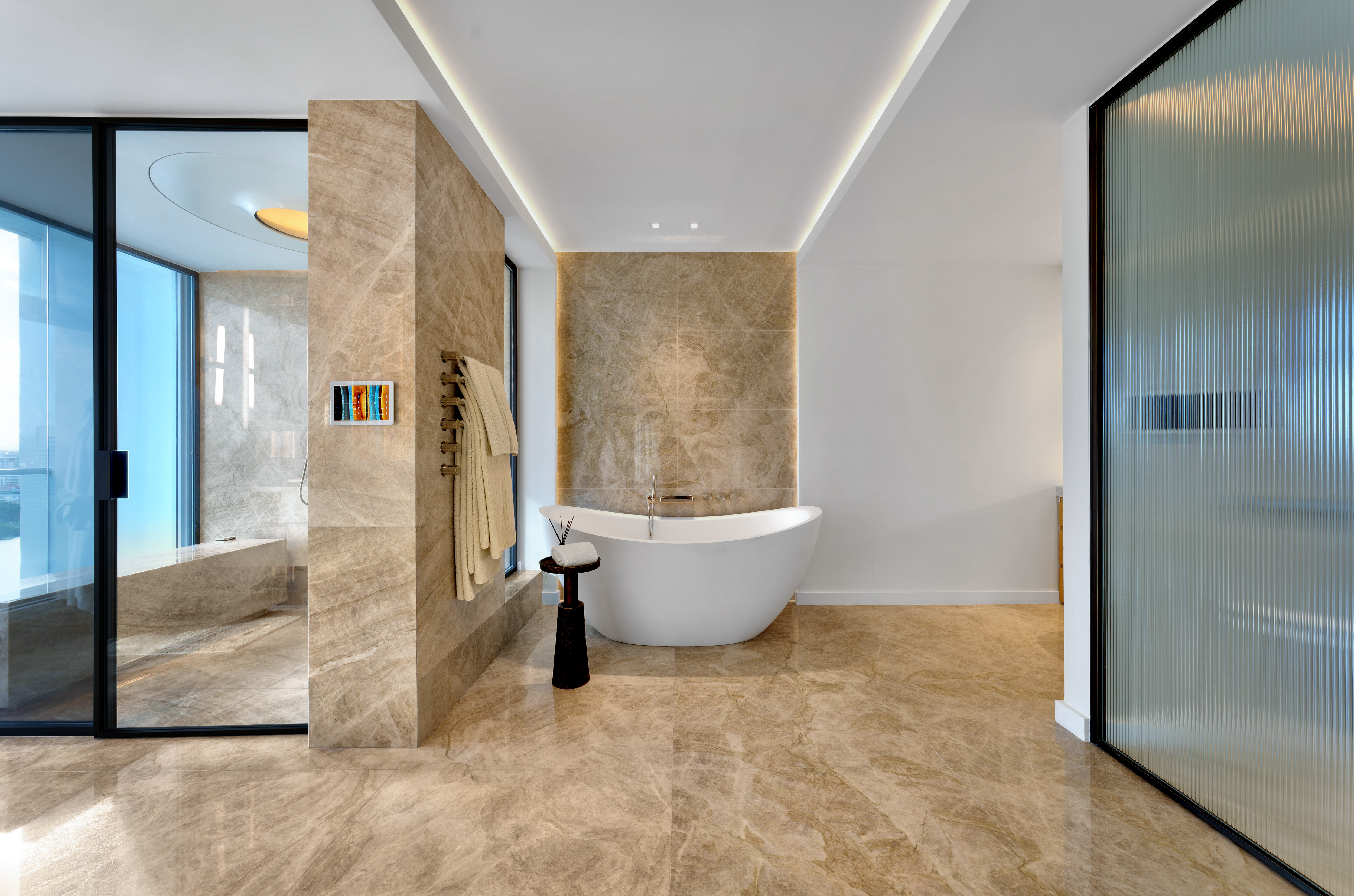 1004 Ashford Avenue, Penthouse