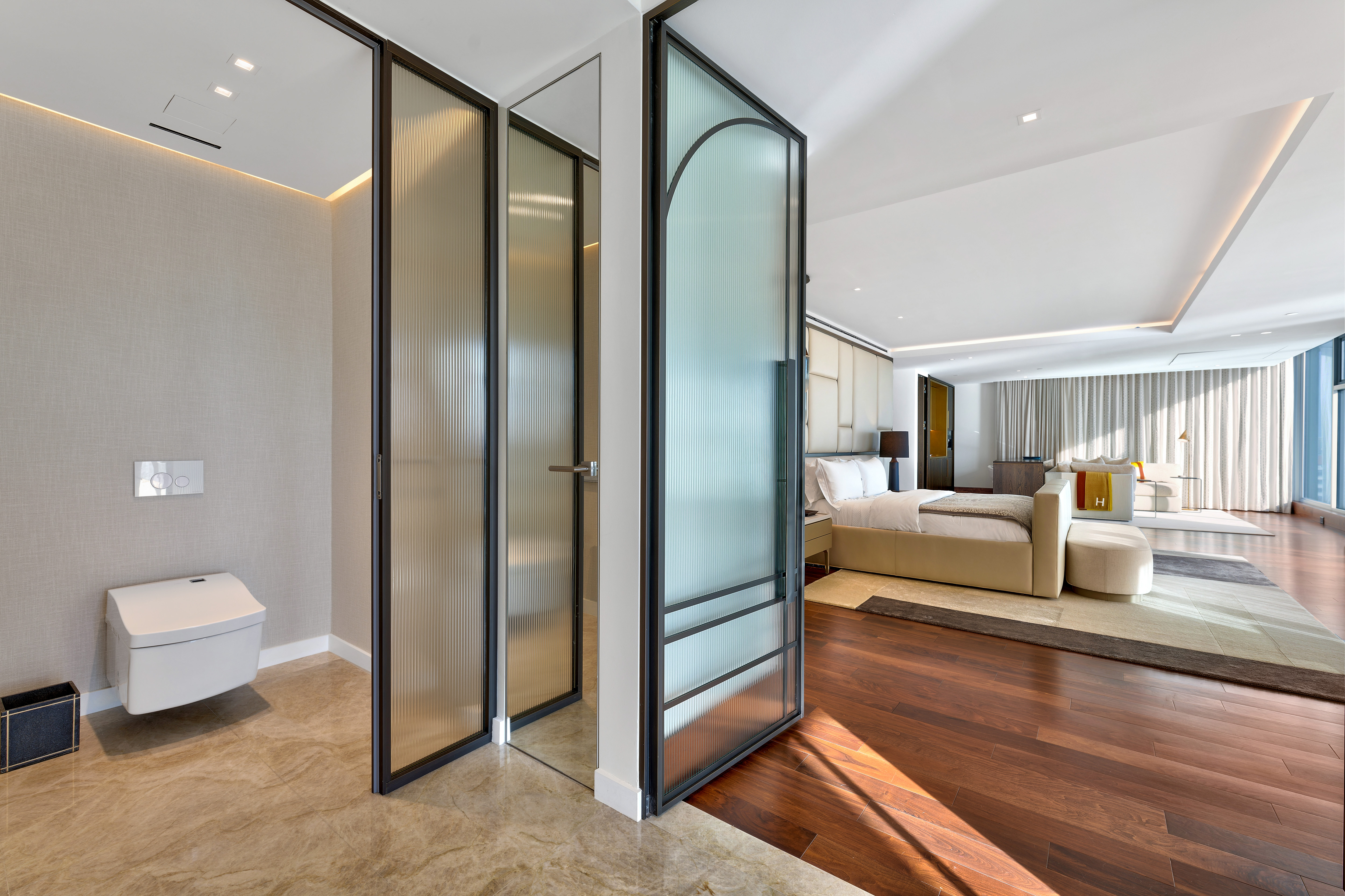 1004 Ashford Avenue, Penthouse