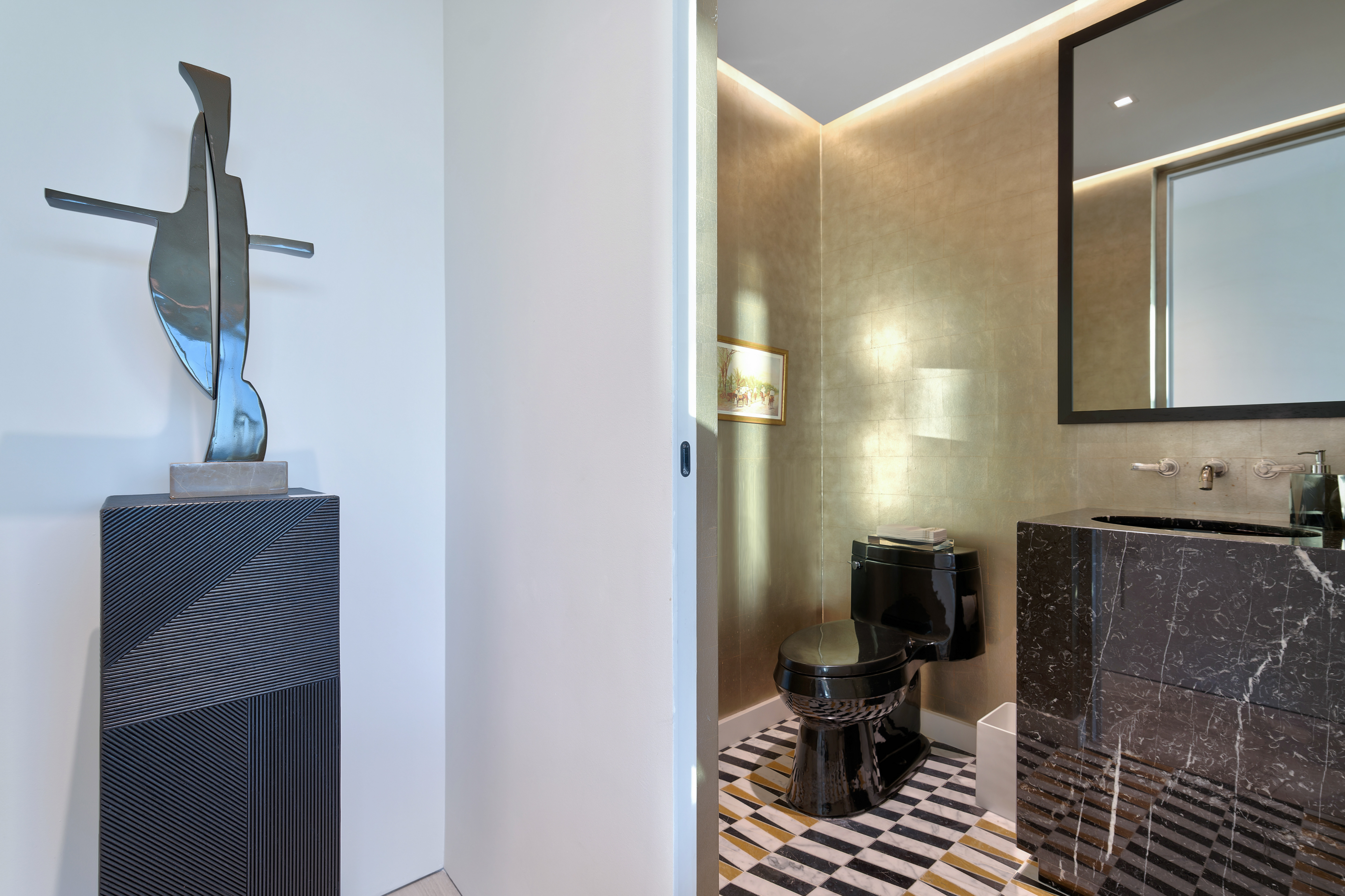 1004 Ashford Avenue, Penthouse