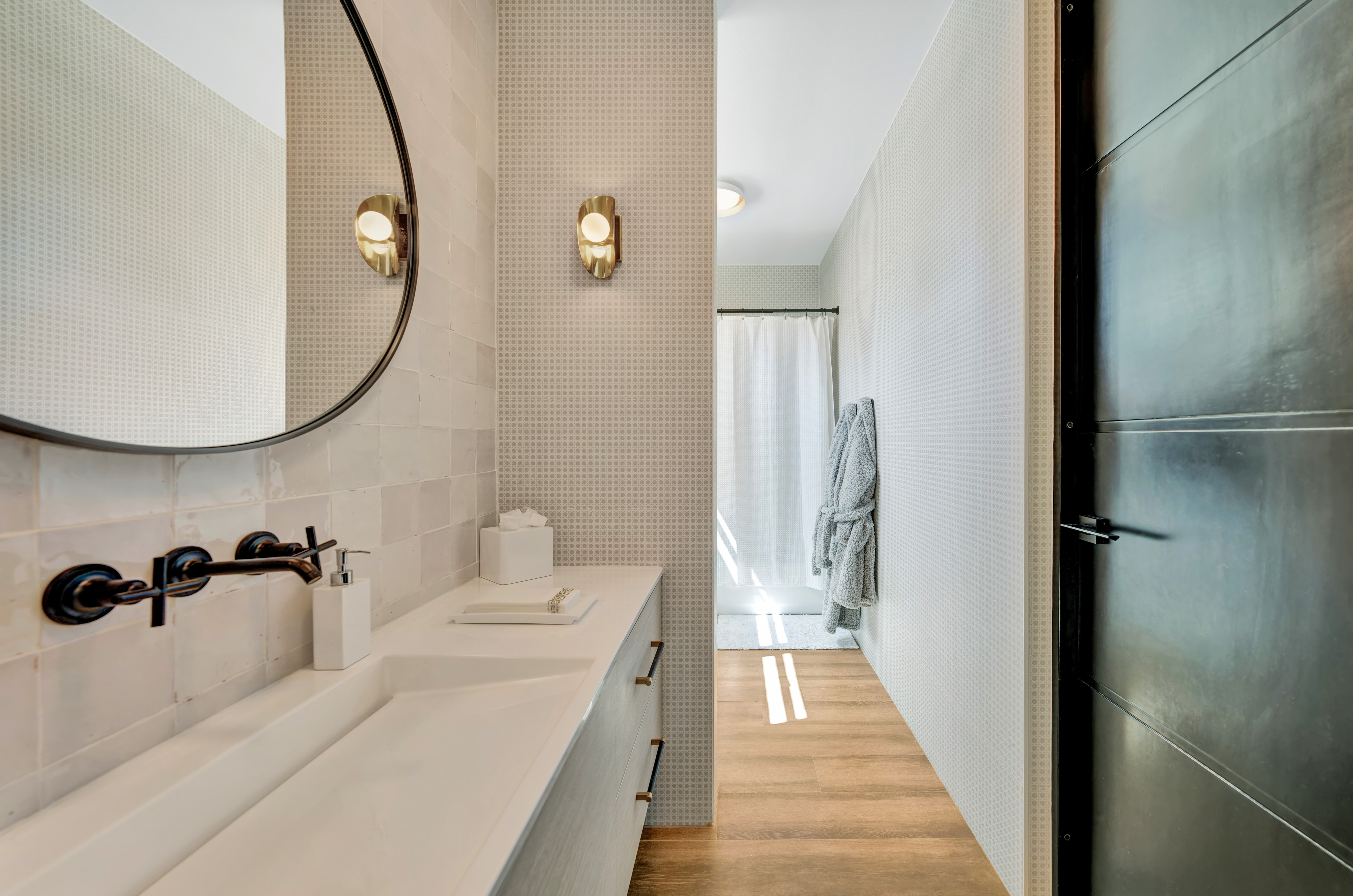 20 Carrion Ct., Apt. 302