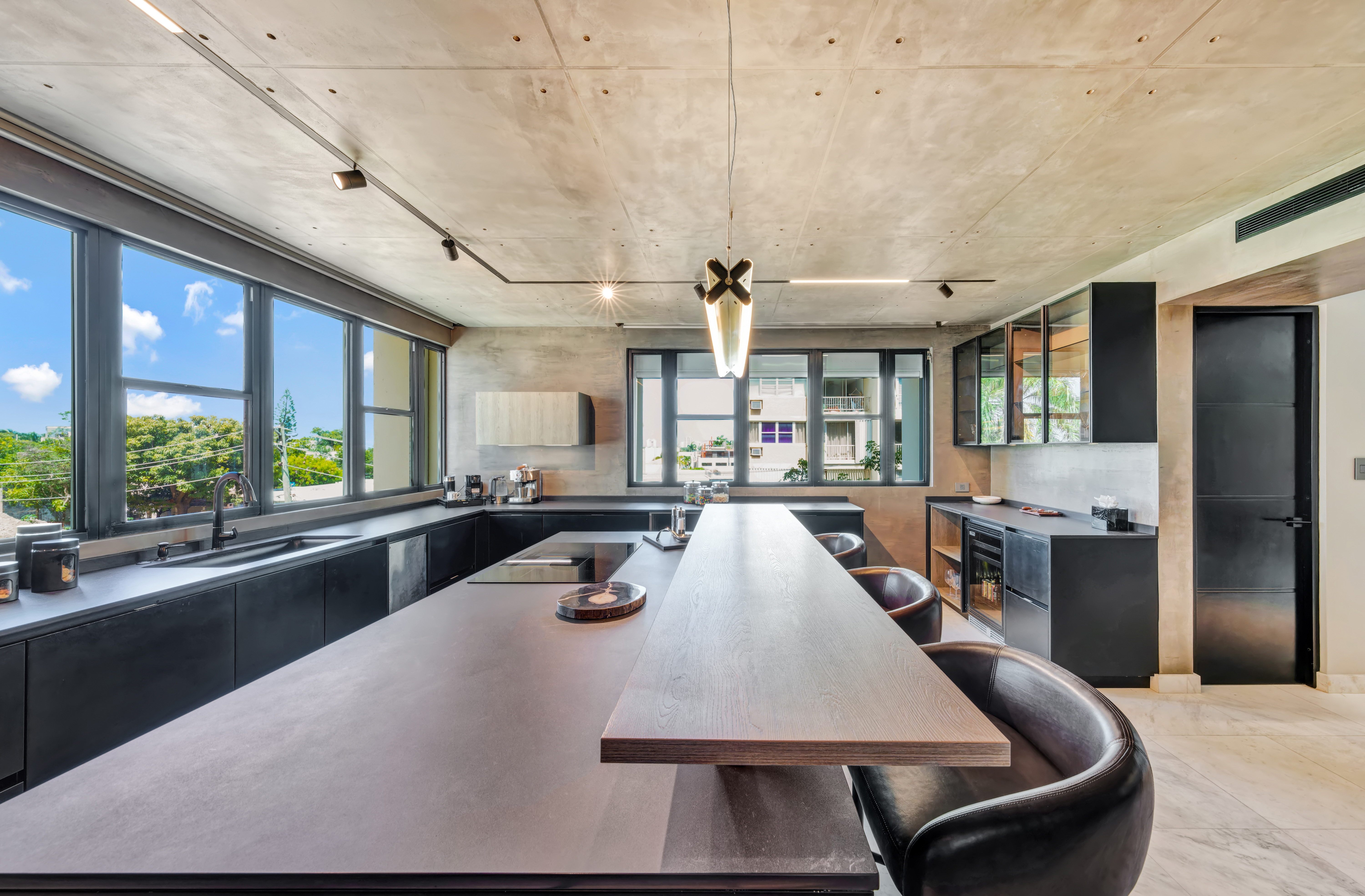 20 Carrion Ct., Apt. 302