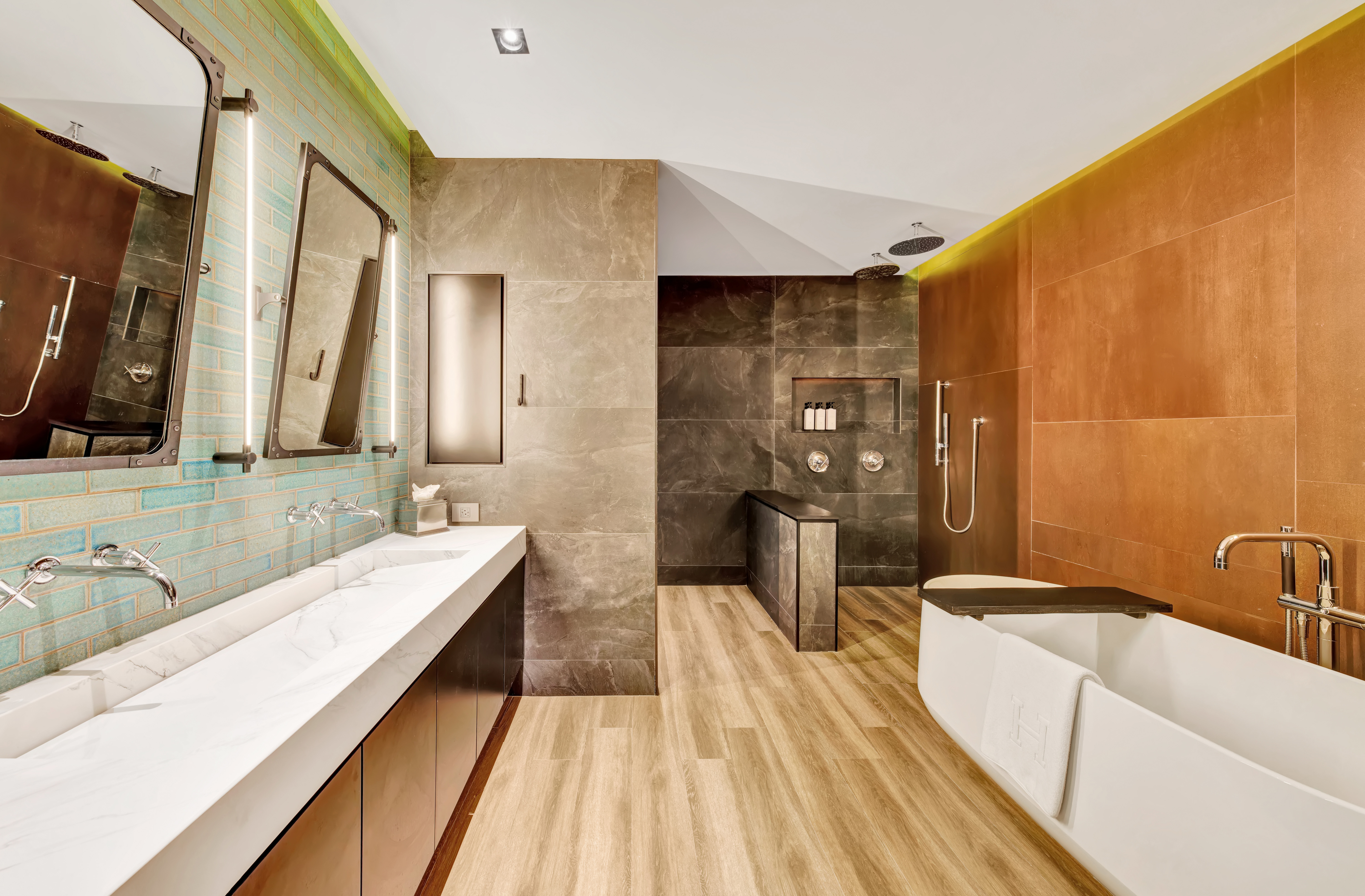 20 Carrion Ct., Apt. 302