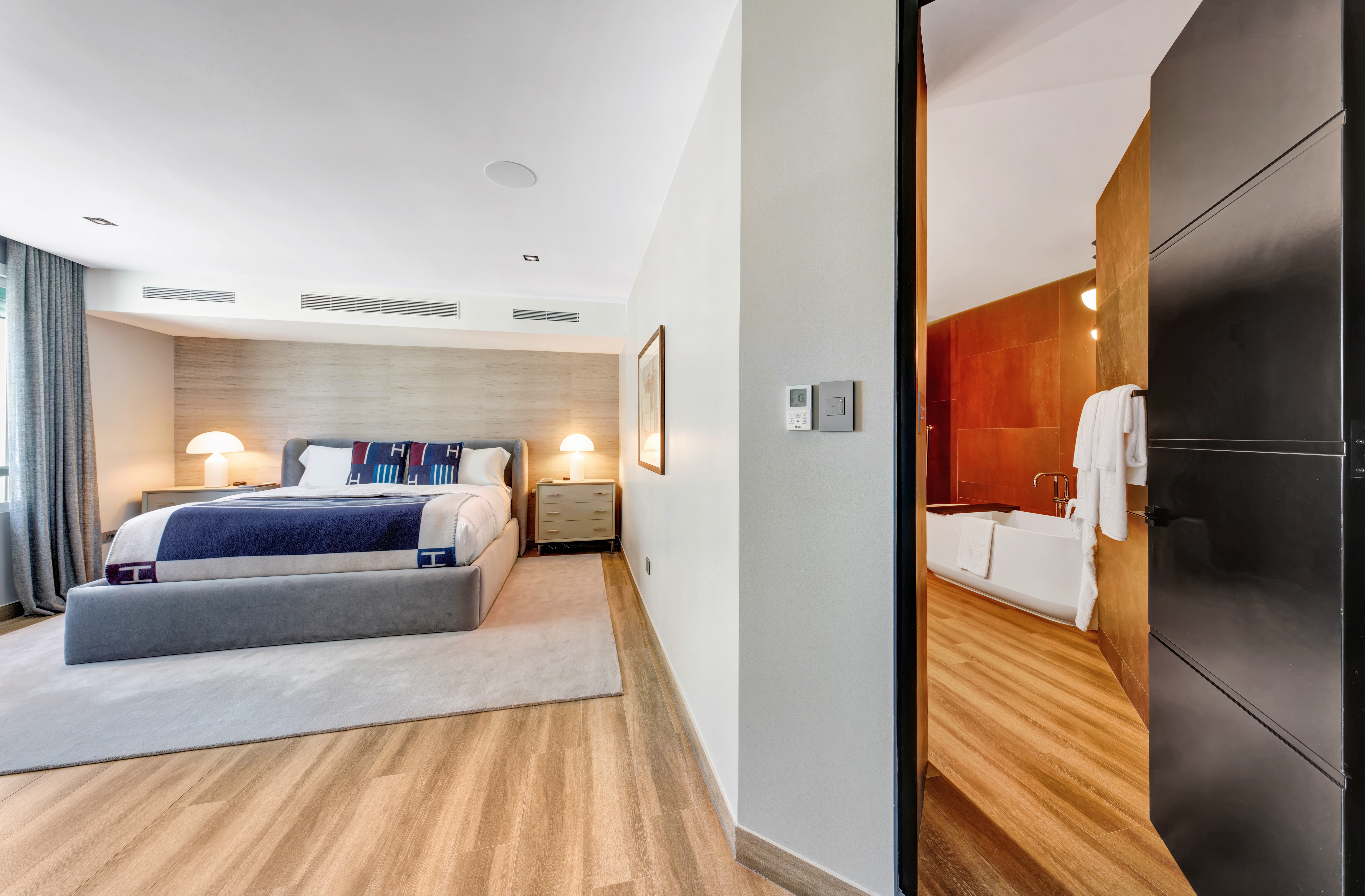 20 Carrion Ct., Apt. 302