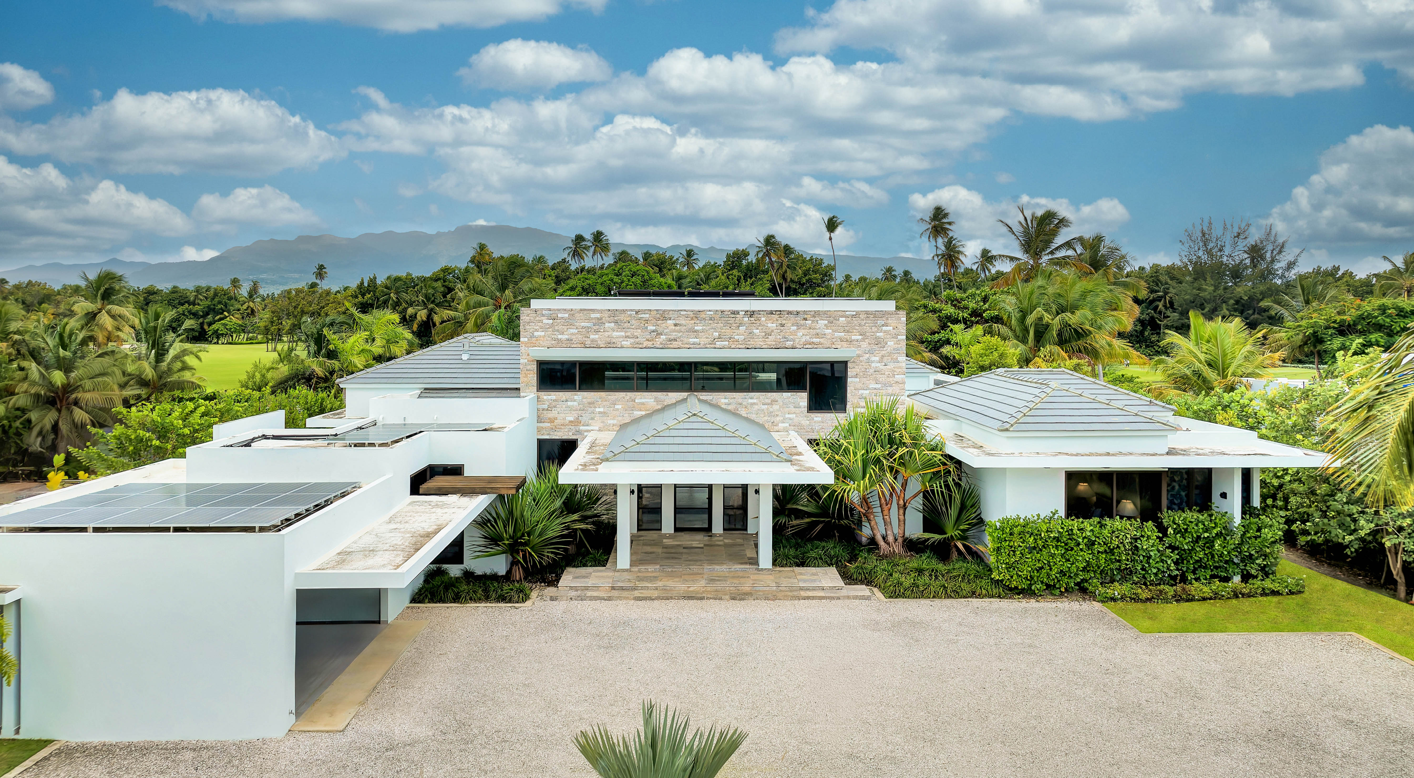 7000 Bahia Beach Blvd., 23 Las Estancias