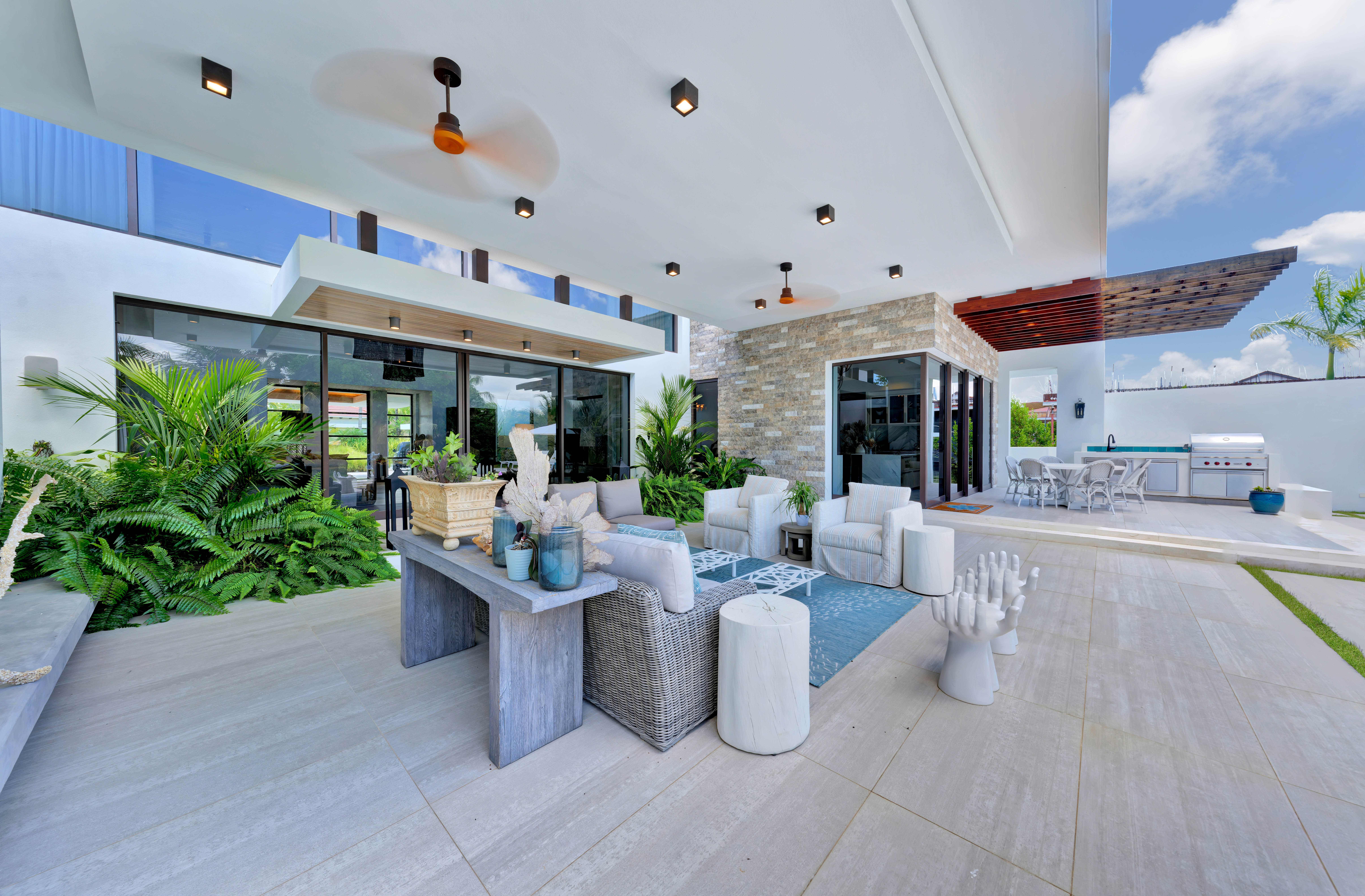 7000 Bahia Beach Blvd., 23 Las Estancias