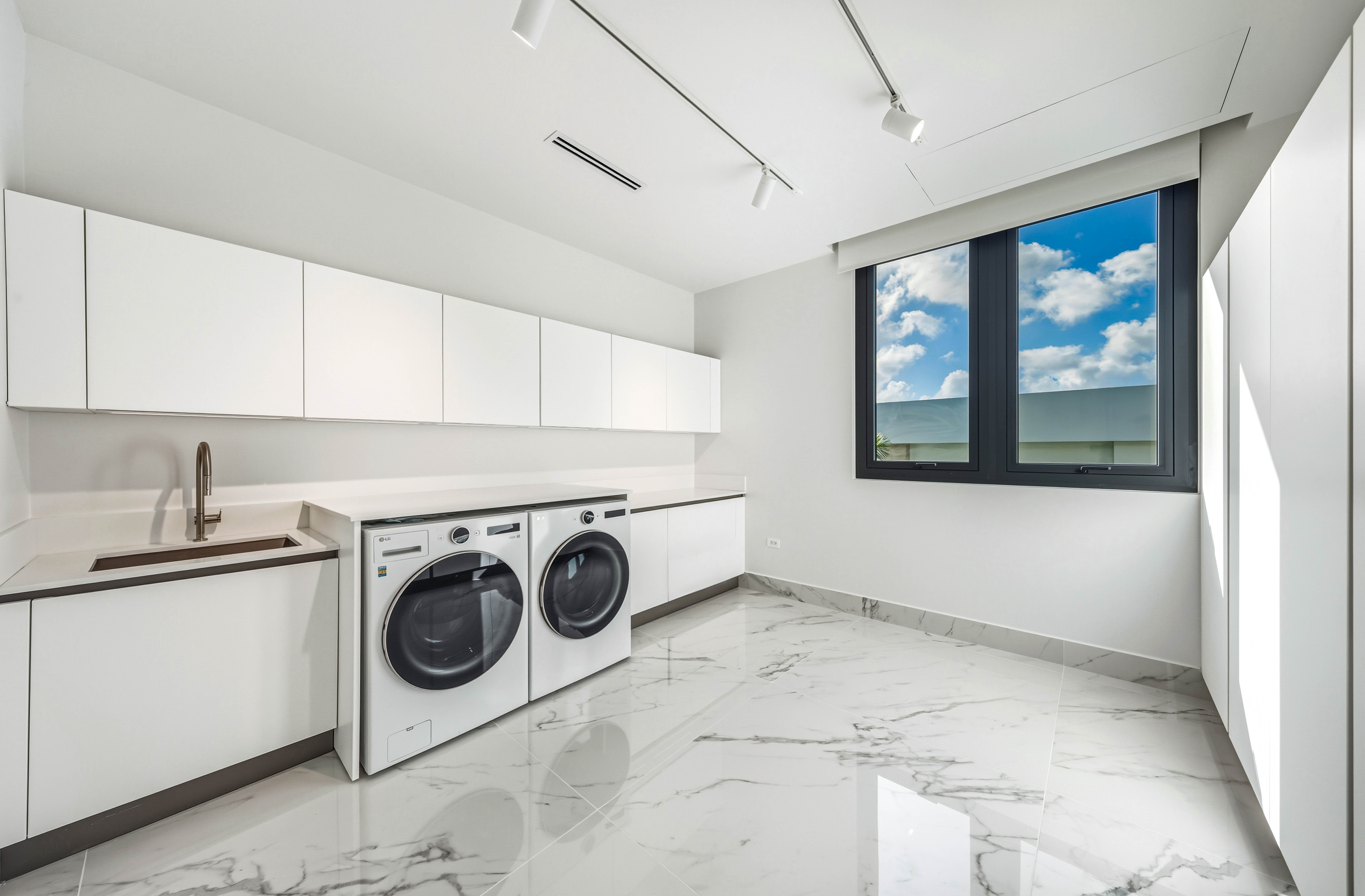 7 Dorado Country Estates