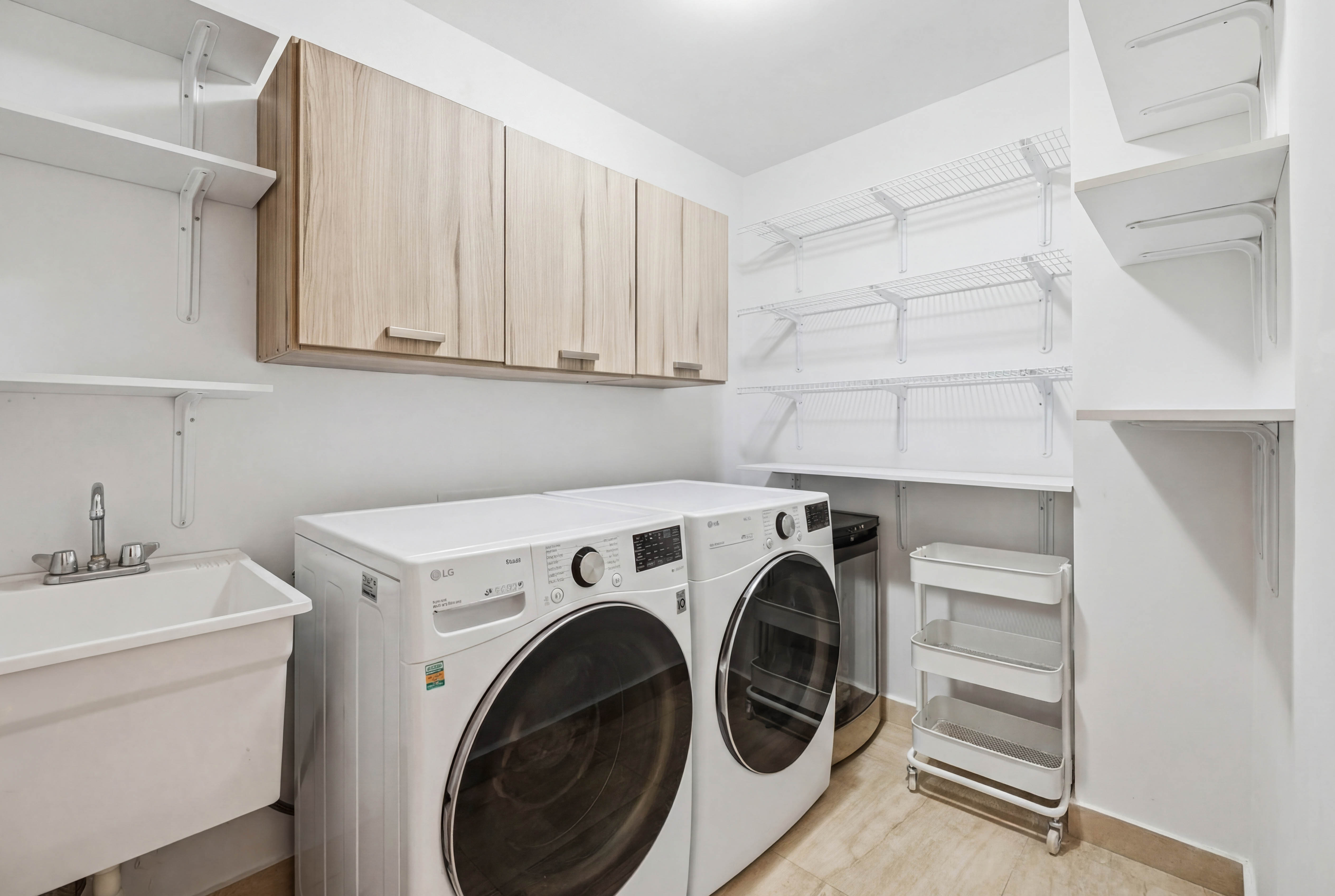 1364 Wilson Ave., Apt. 306