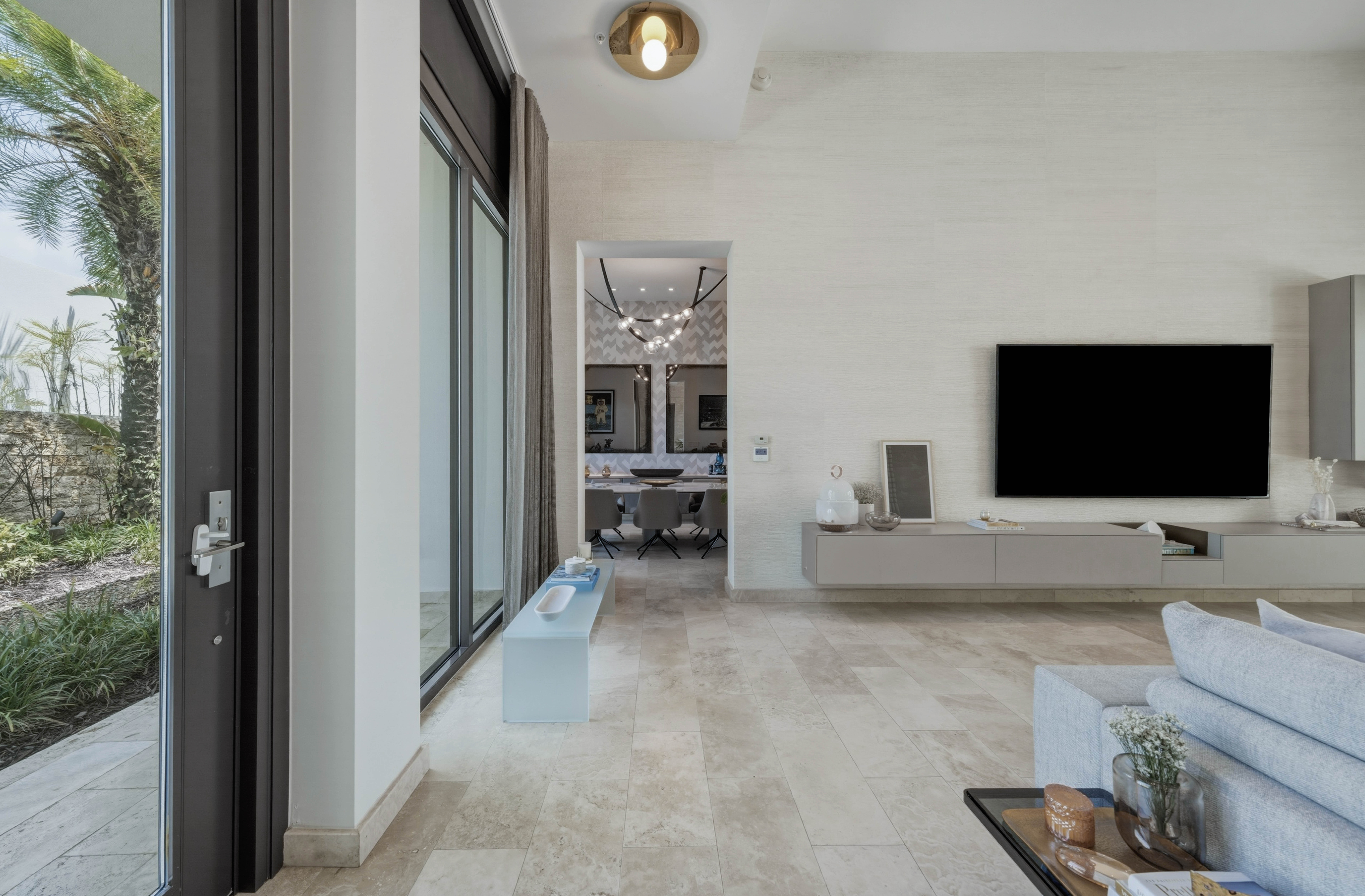 14 East Beach, a Ritz-Carlton Reserve Residence