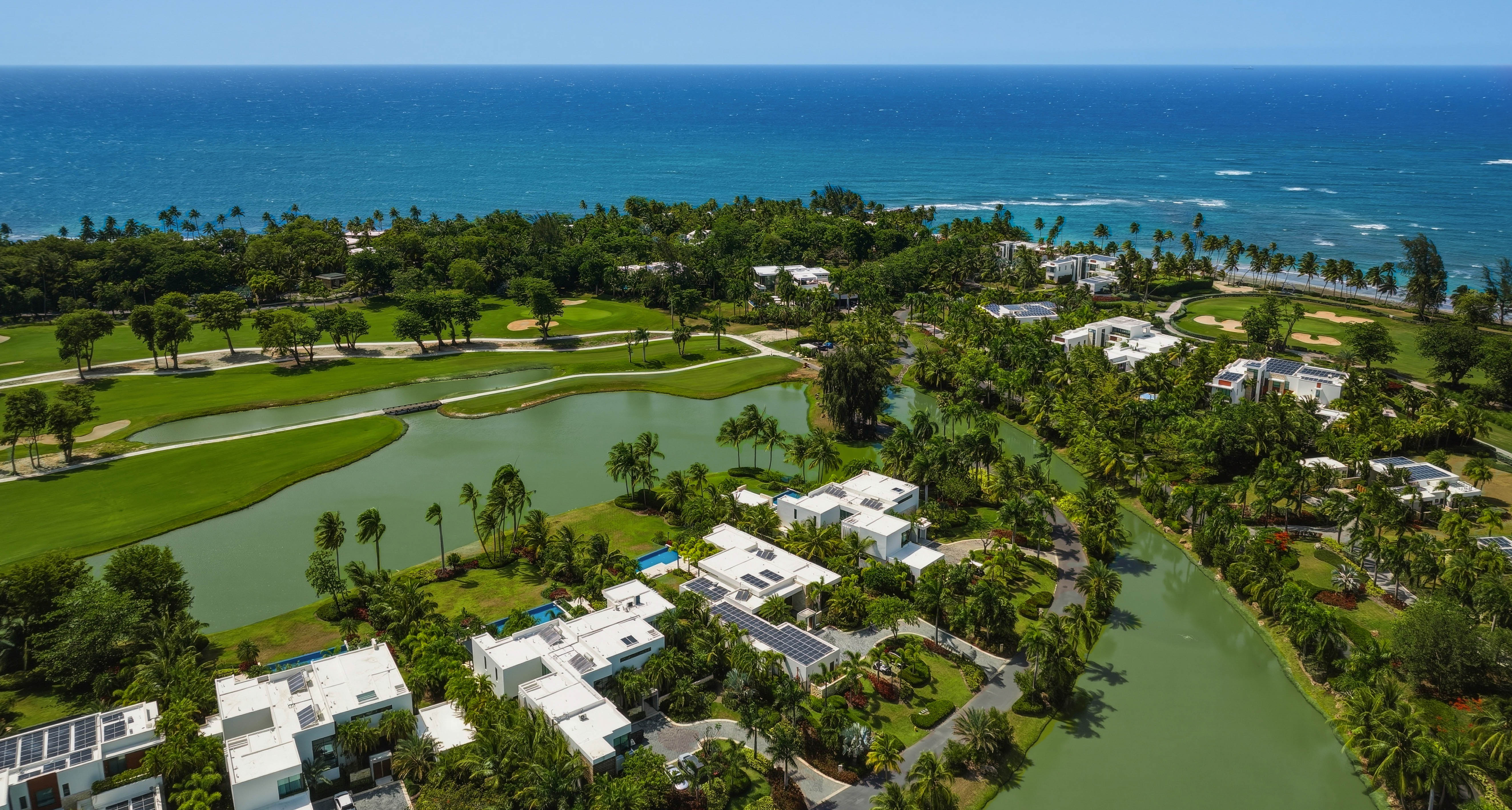 14 East Beach, a Ritz-Carlton Reserve Residence