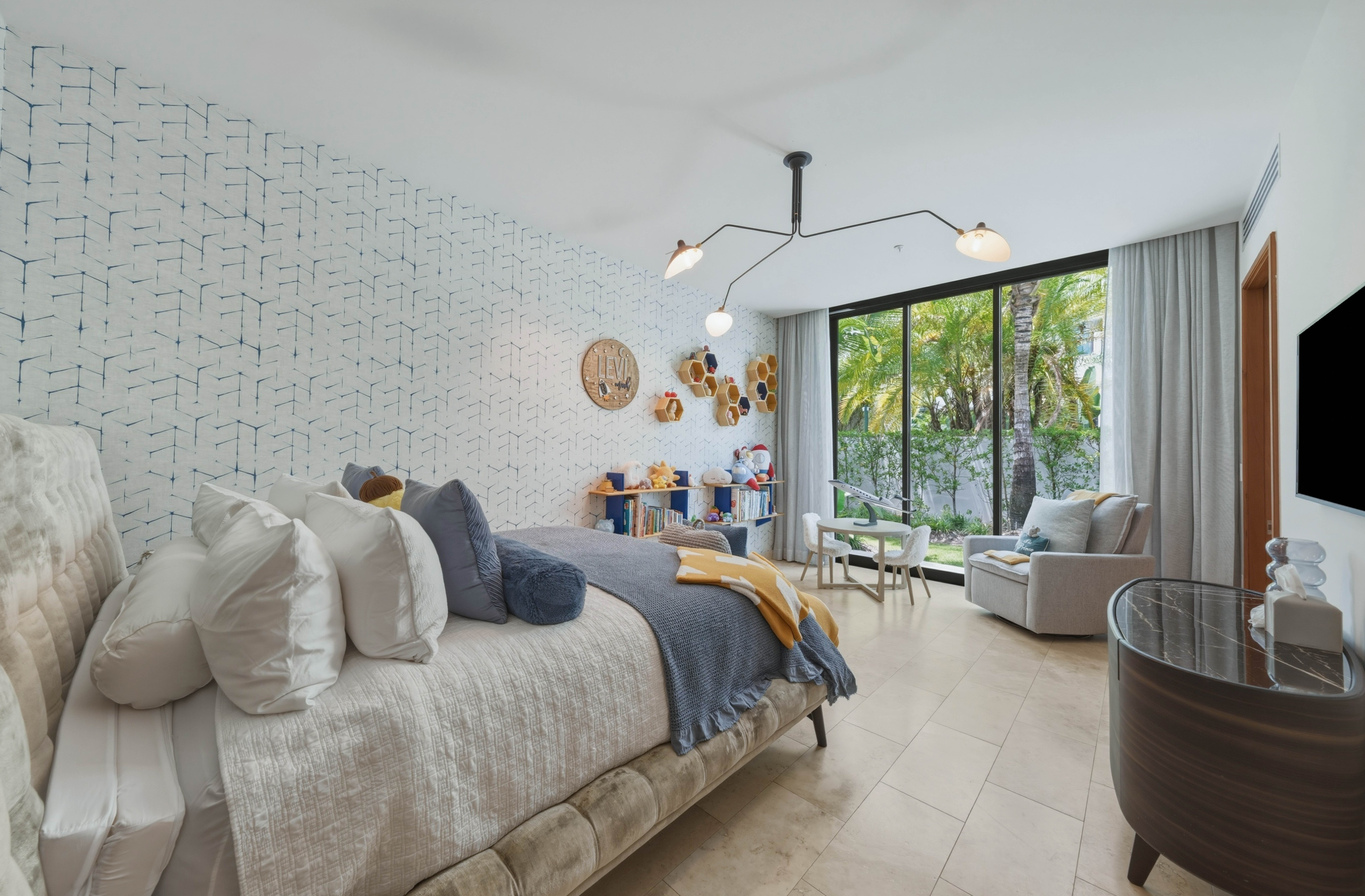 14 East Beach, a Ritz-Carlton Reserve Residence