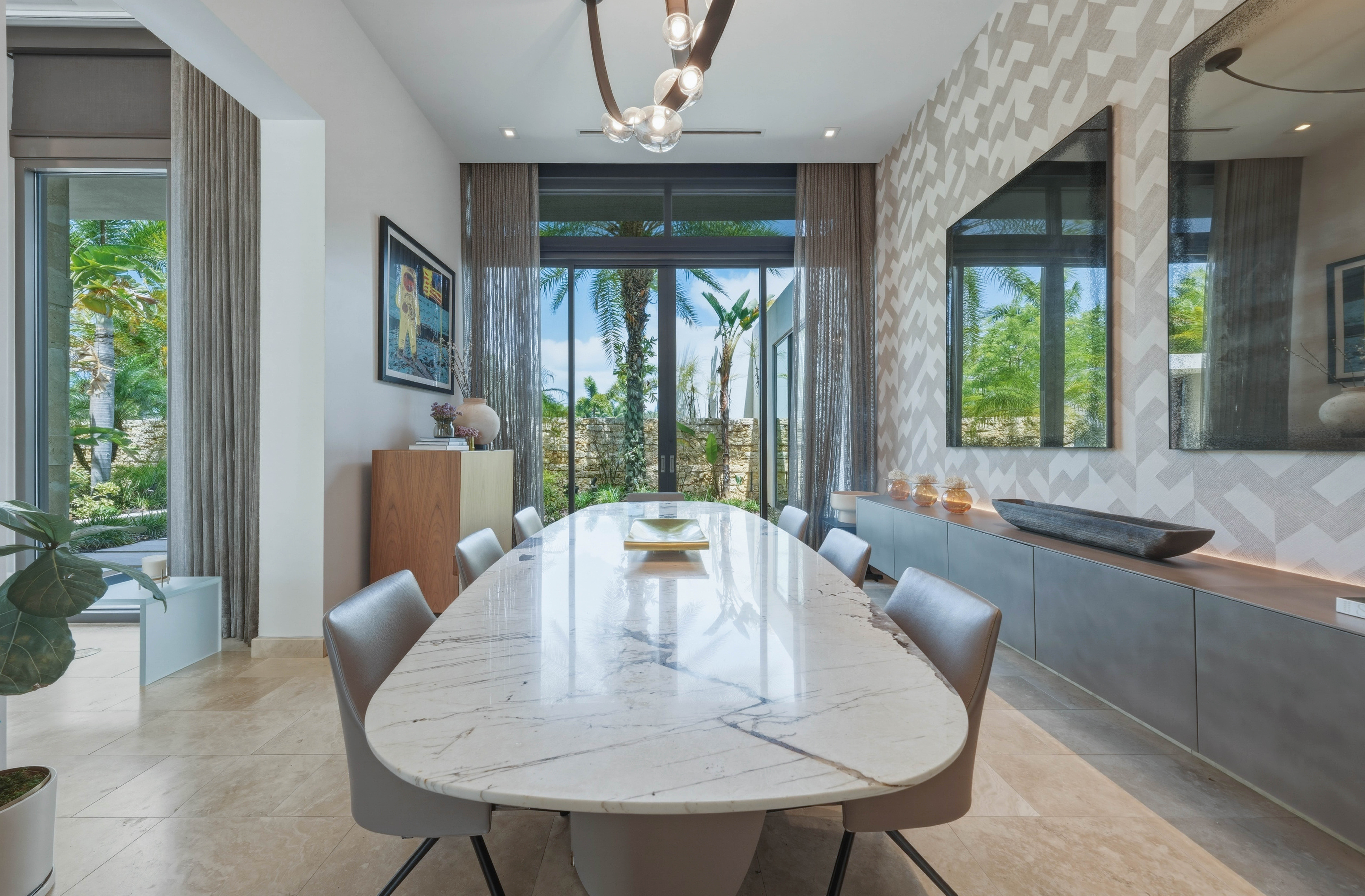 14 East Beach, a Ritz-Carlton Reserve Residence