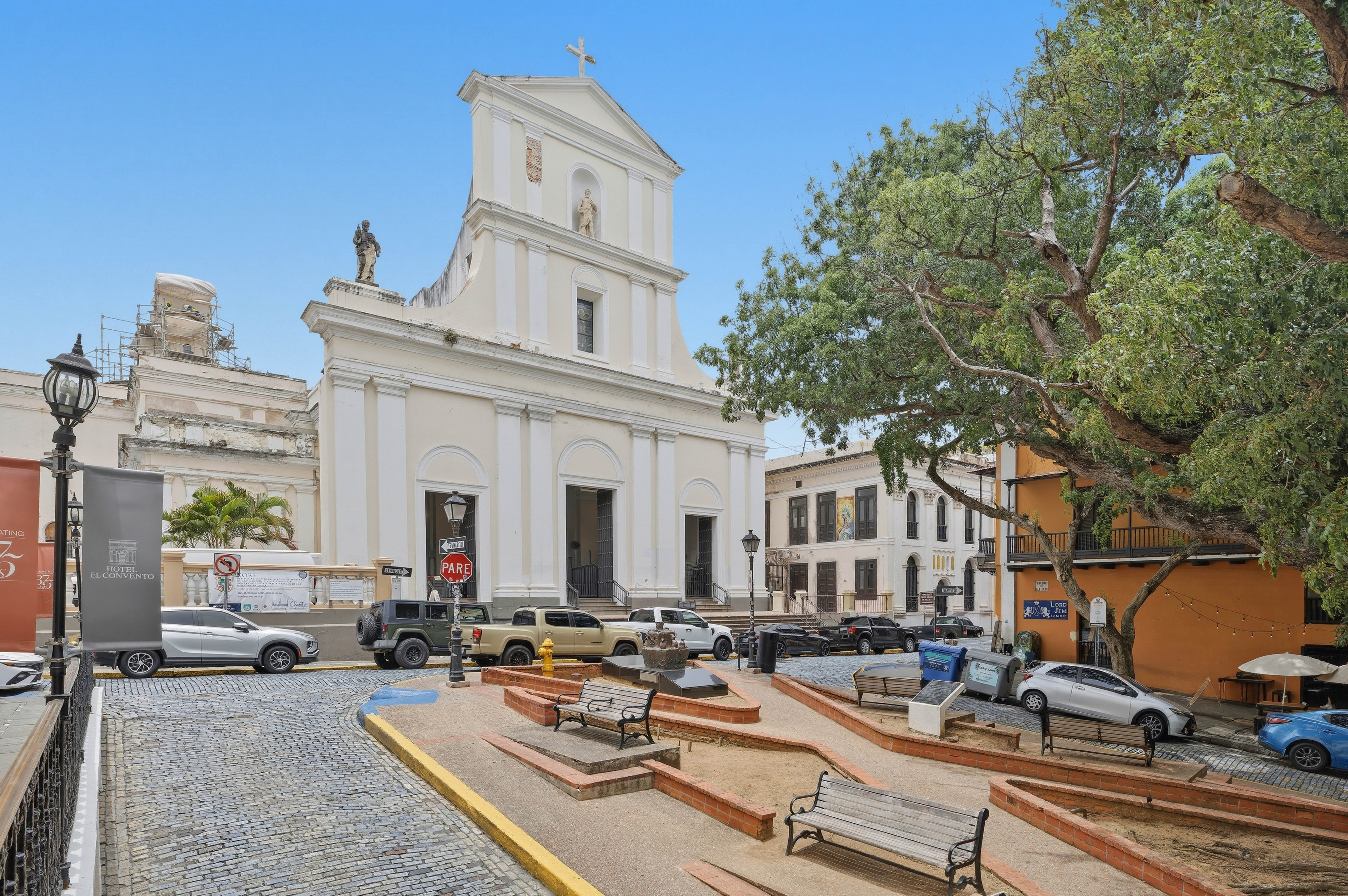 102 Escalinata de las Monjas St., Apt. 5