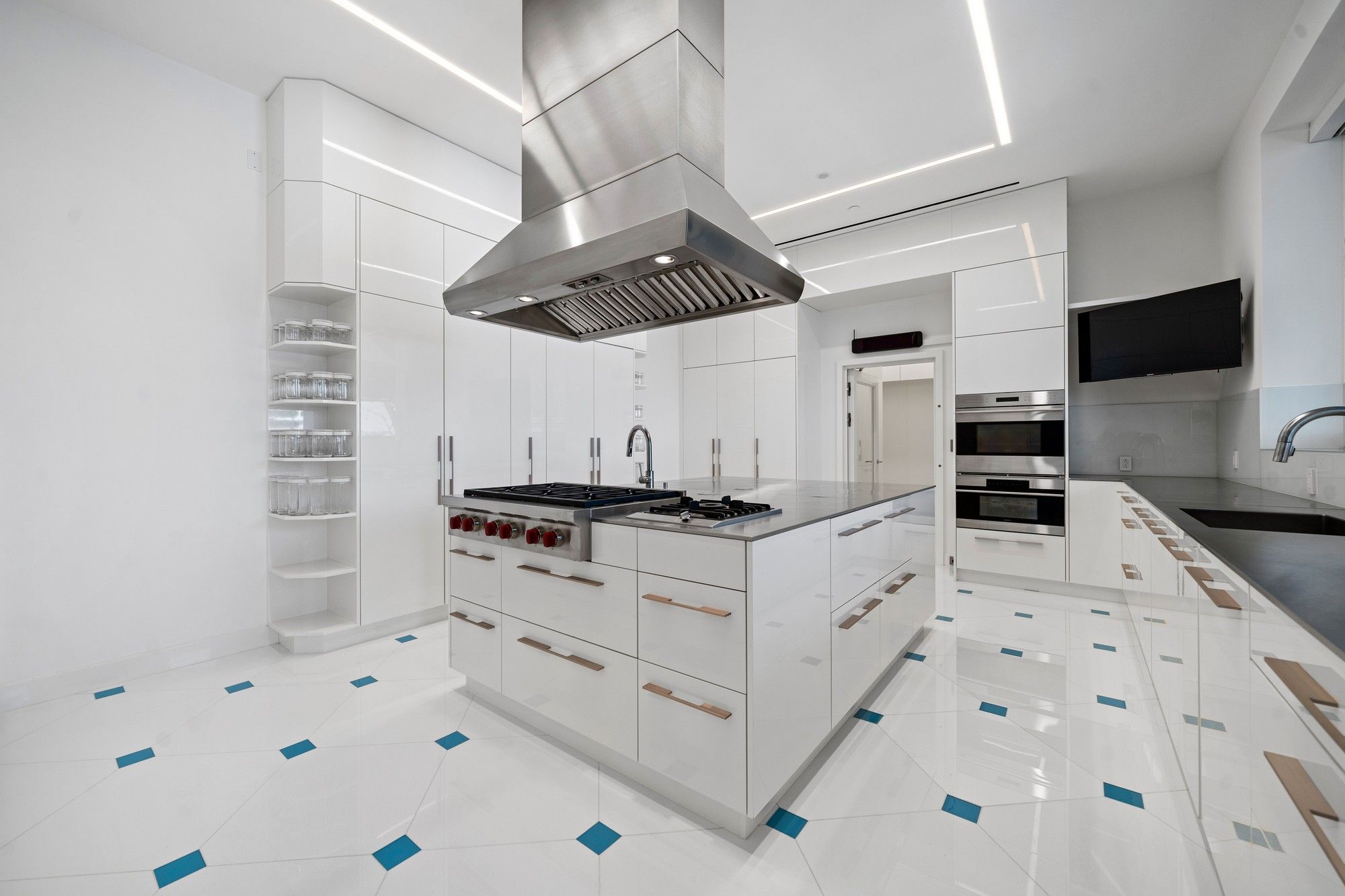 Penthouse #4, Orchid Building 