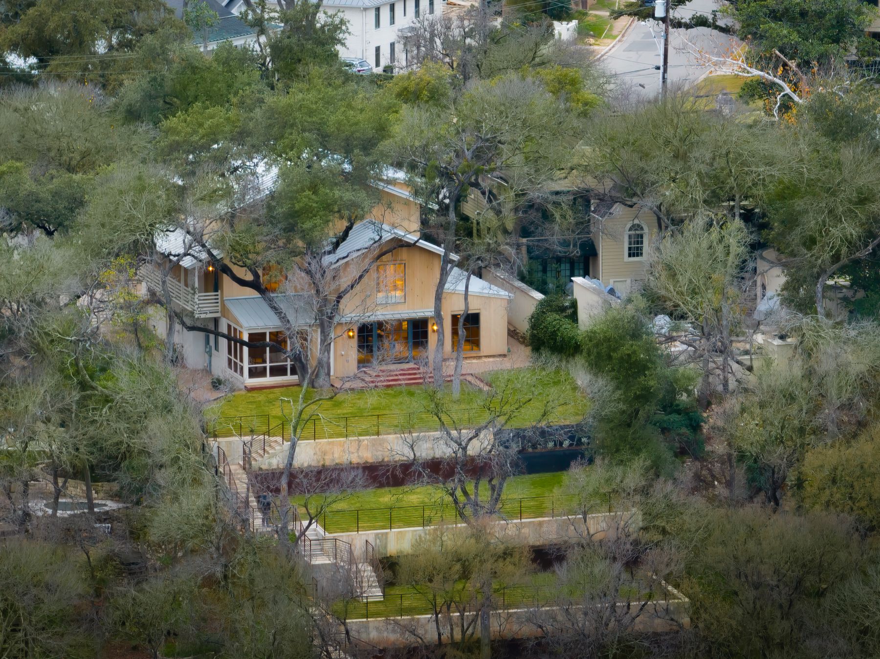 1012 Gaston Avenue 