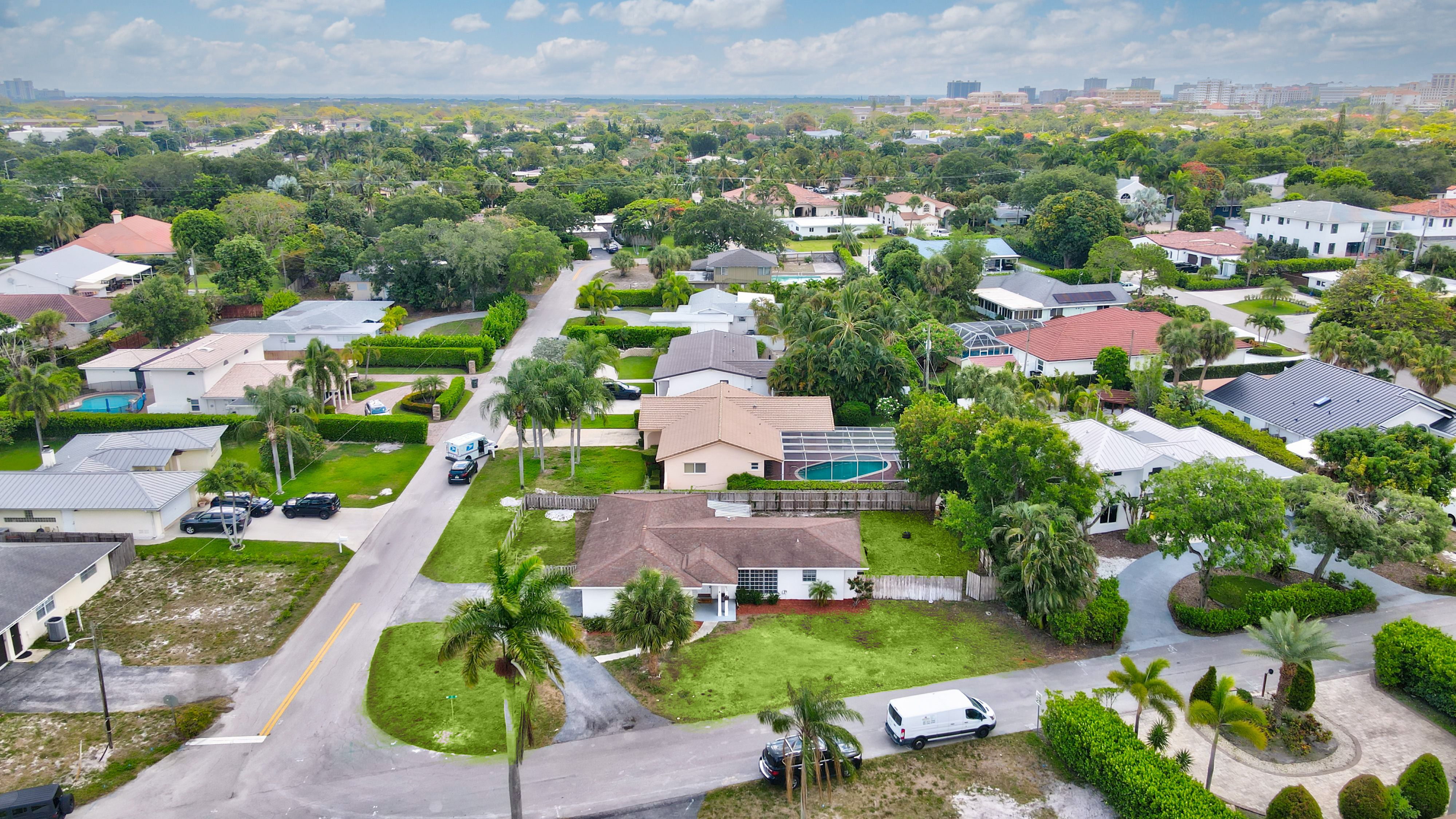 1098 NW 5th Avenue 