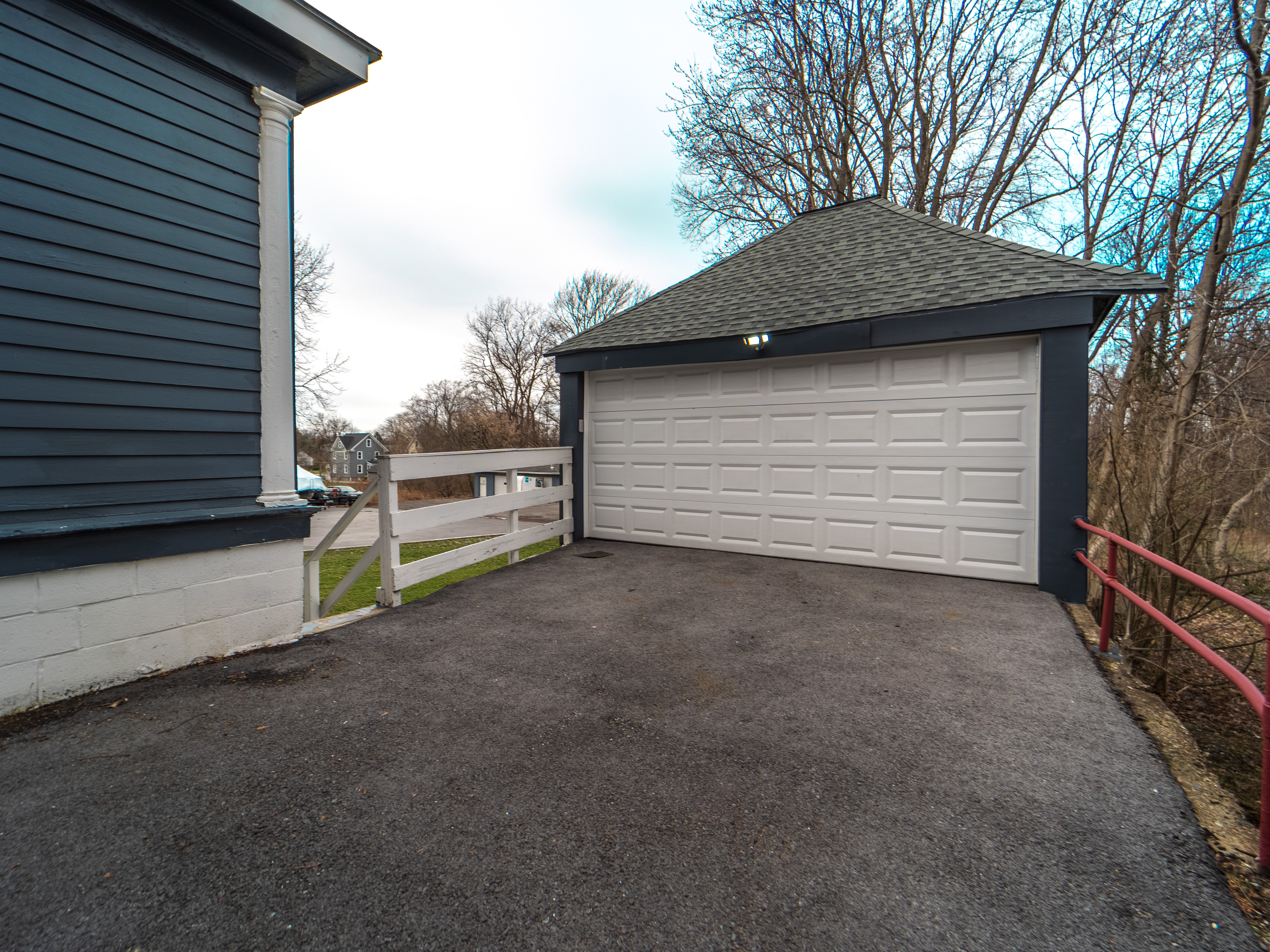 1438 Ridge Road 