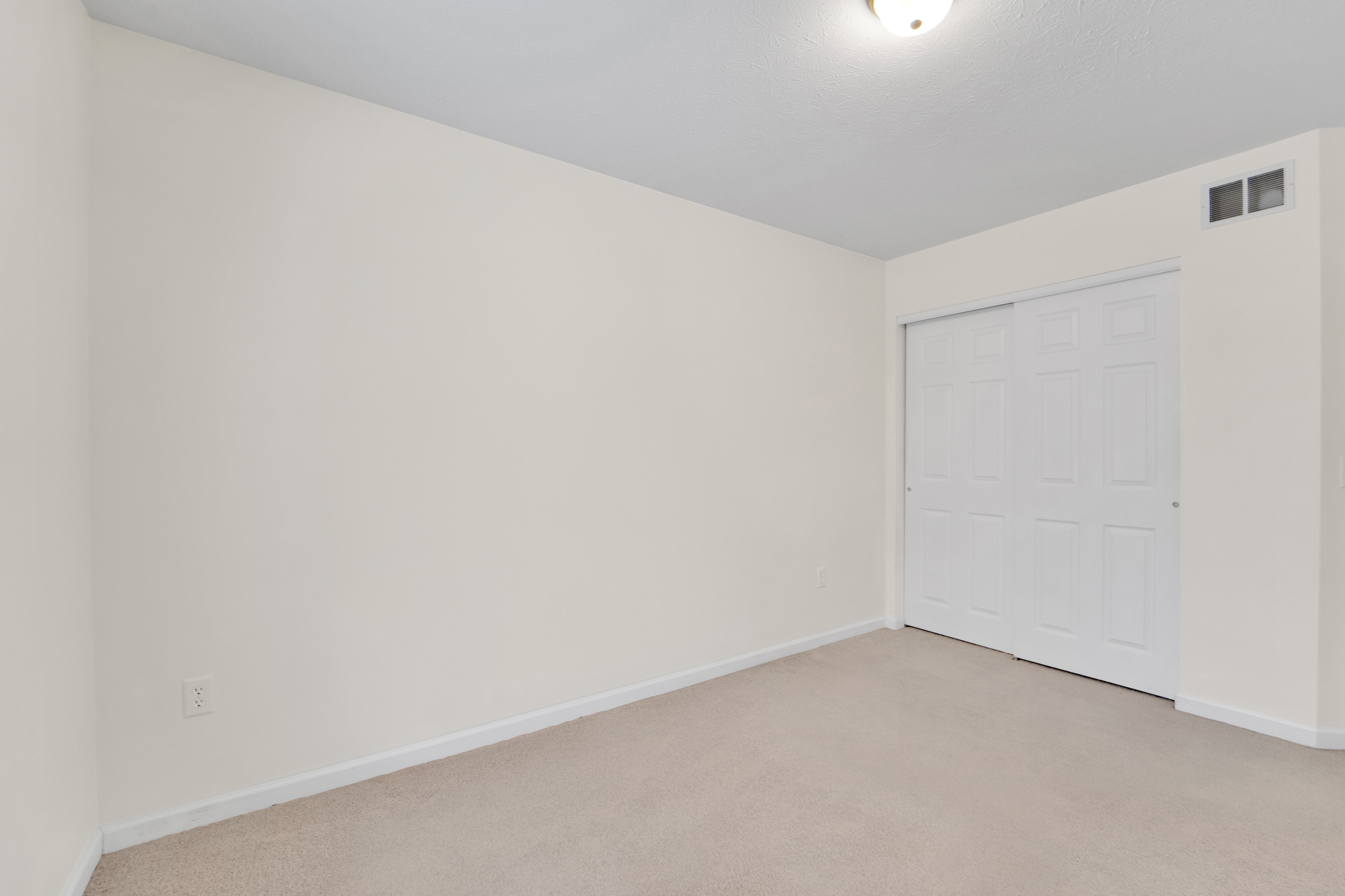 221 Leicestershire Road 