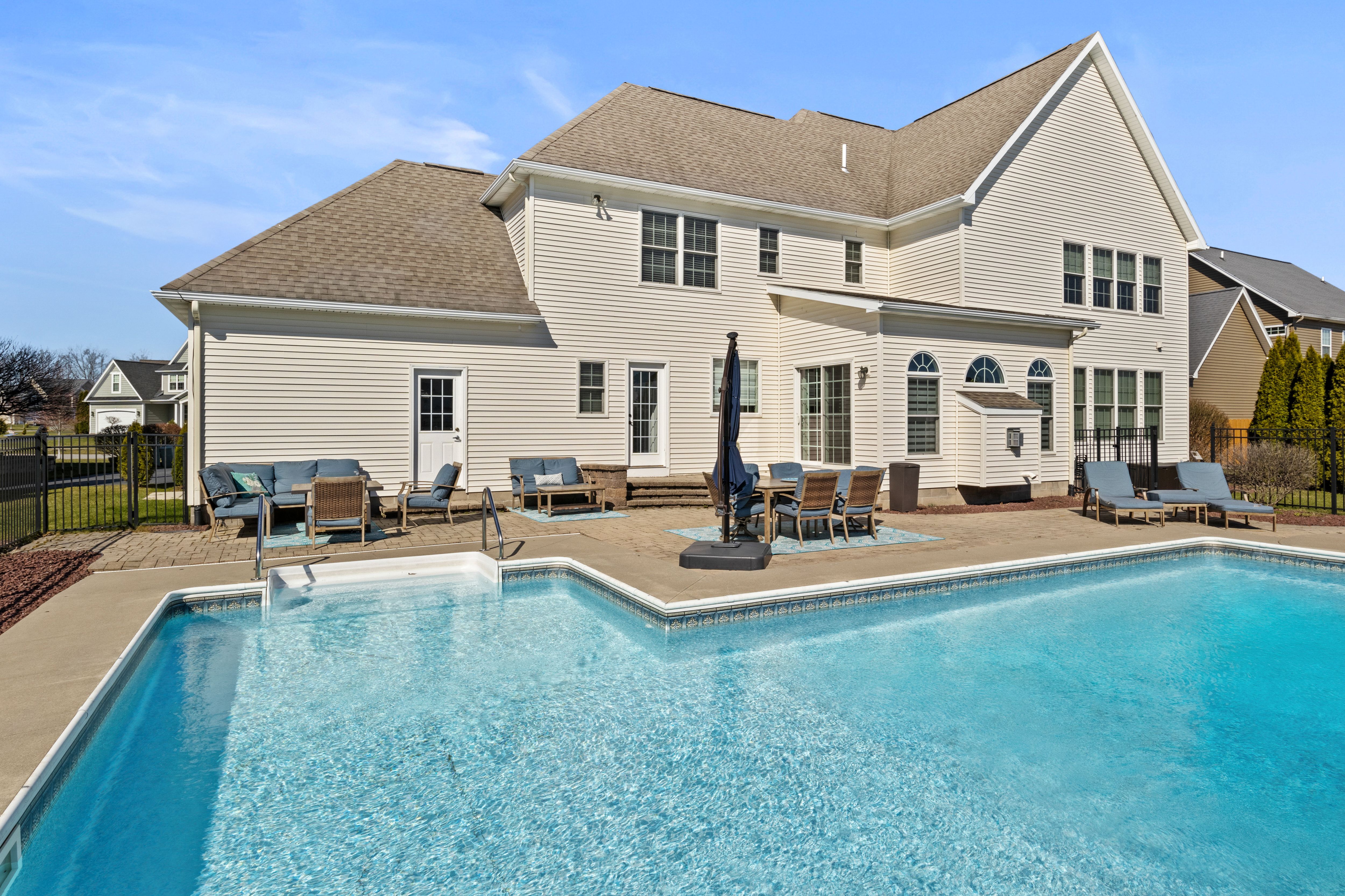 86 Talnuck Drive 