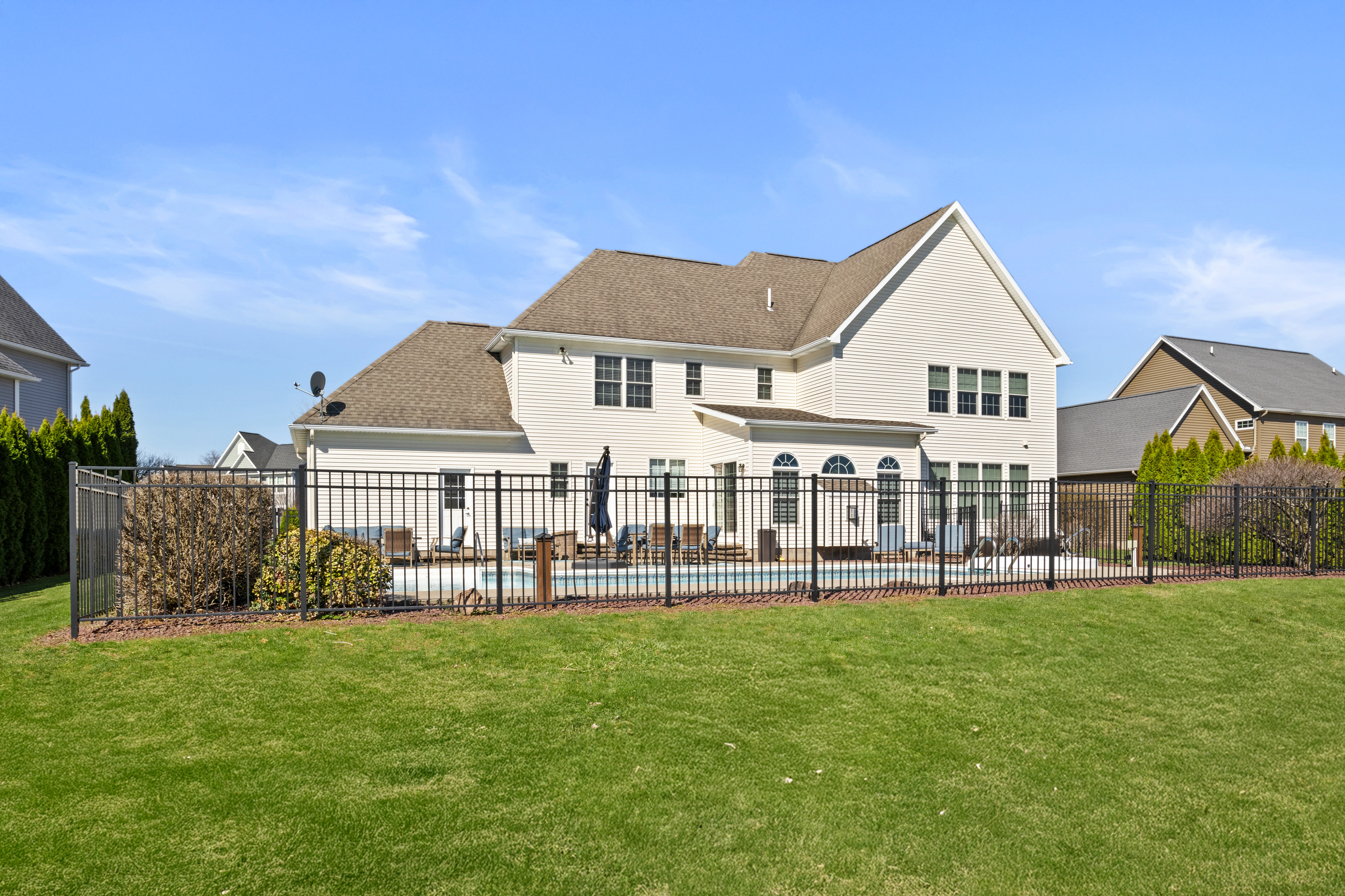 86 Talnuck Drive 