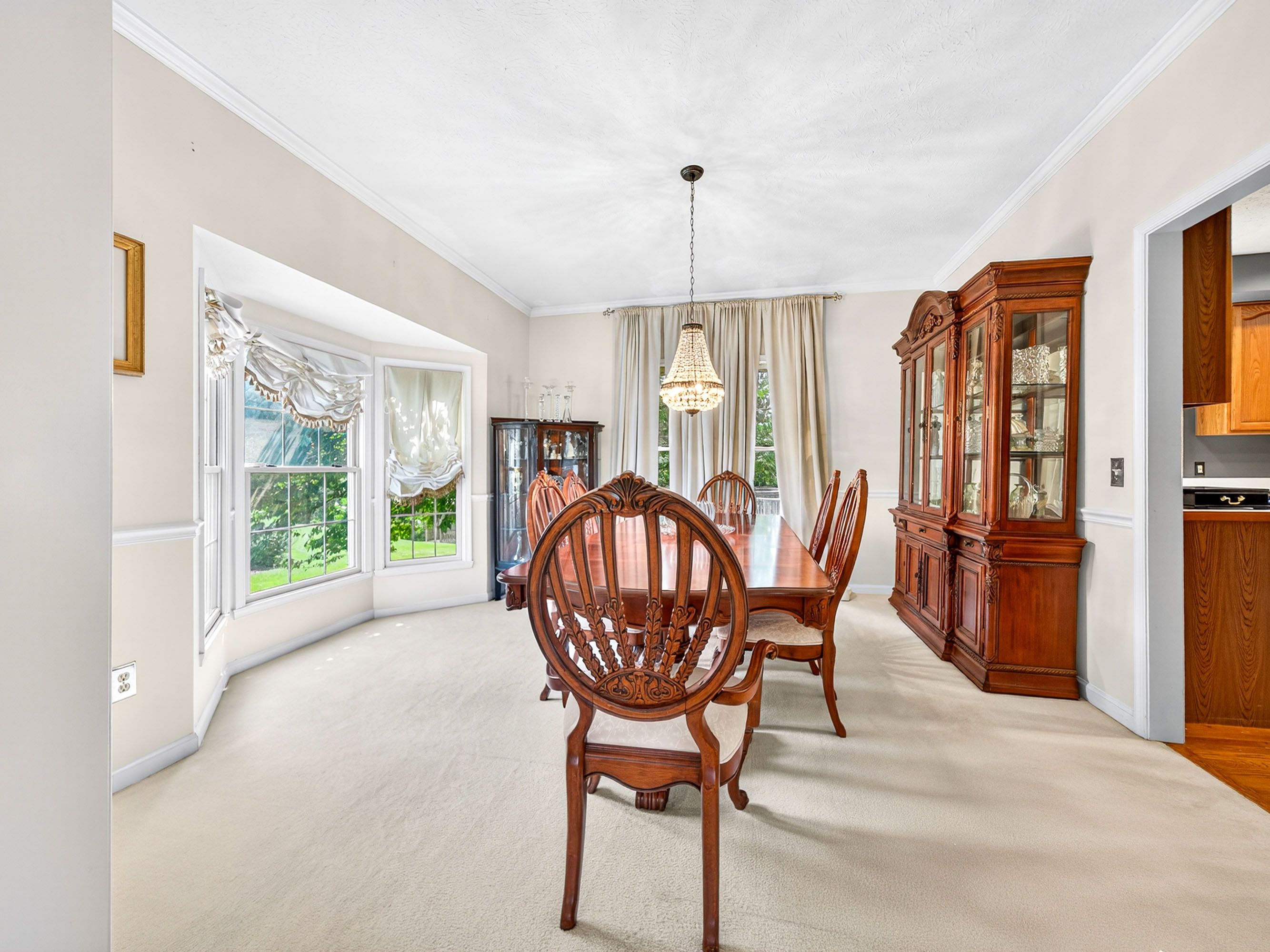 3173 Valley Drive 