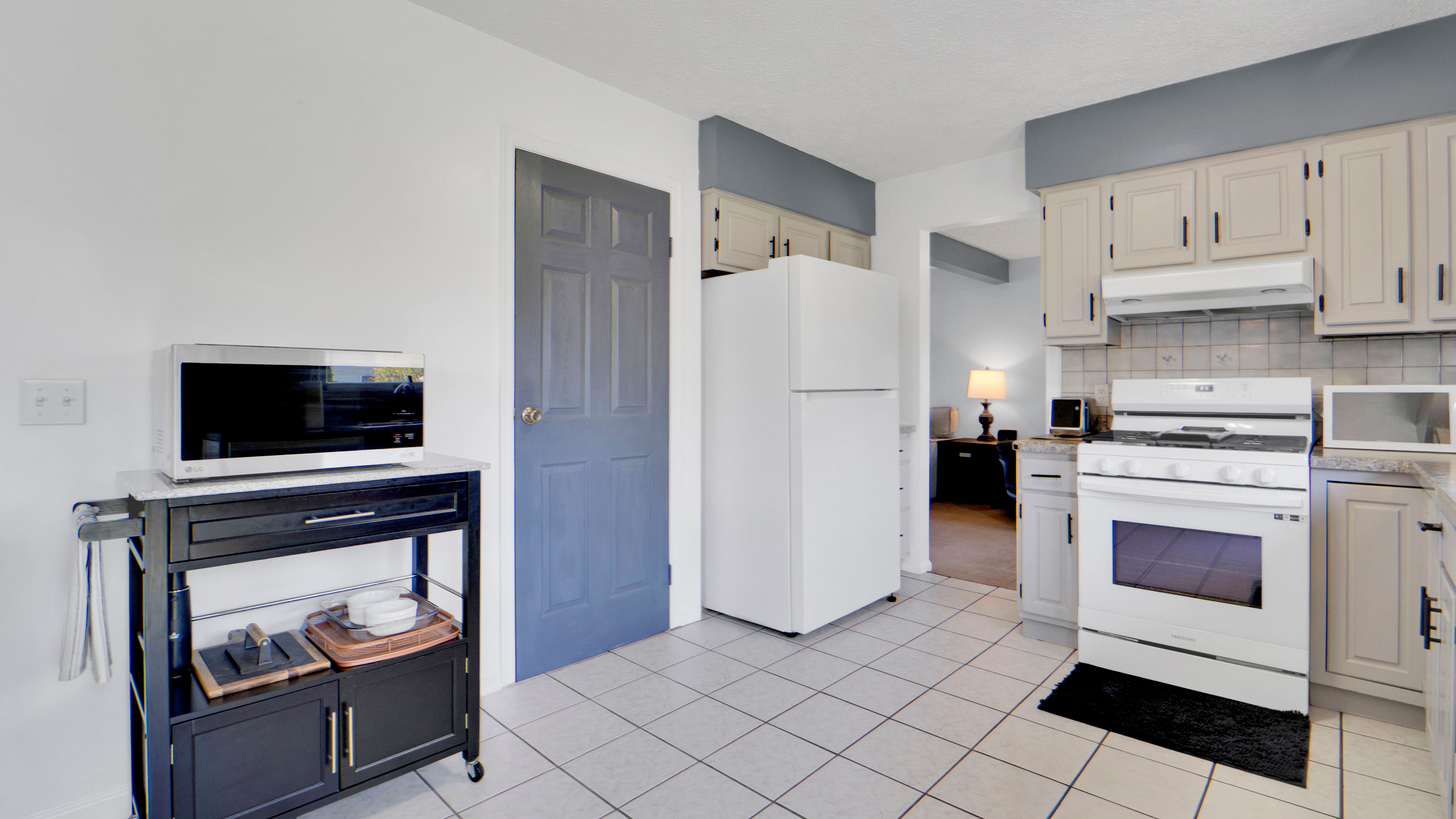 82 Constance Way W 