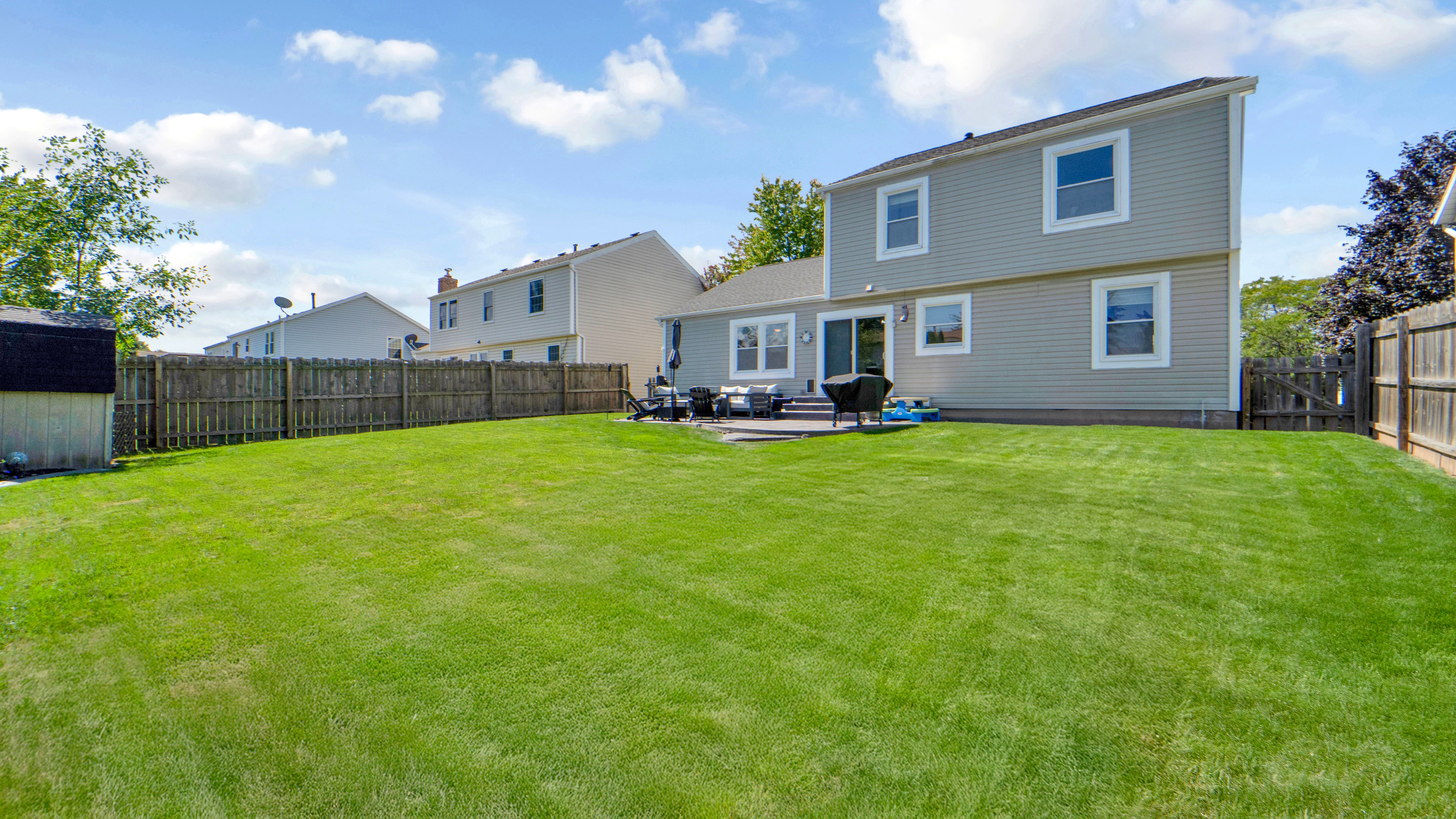 82 Constance Way W 