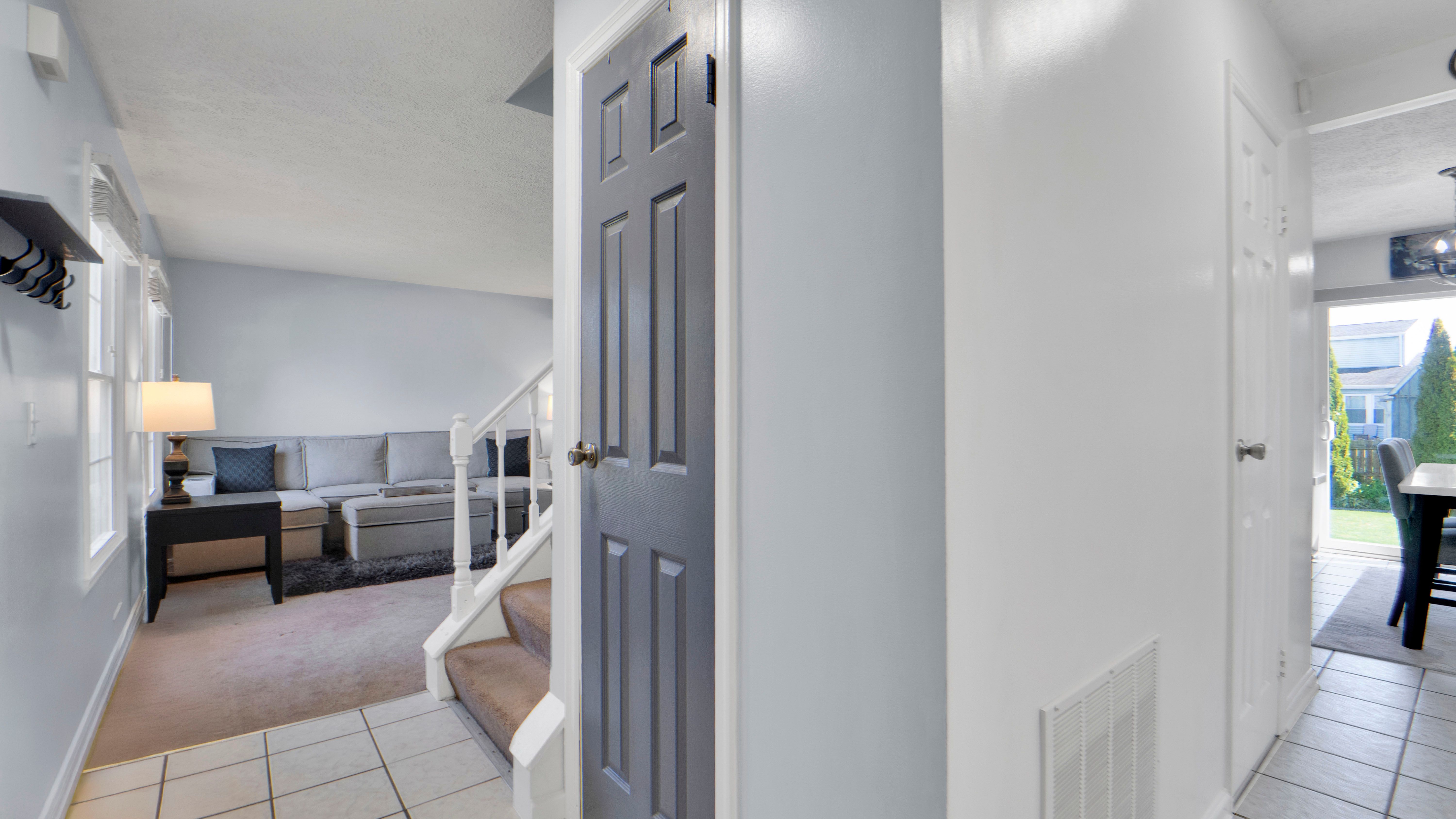 82 Constance Way W 
