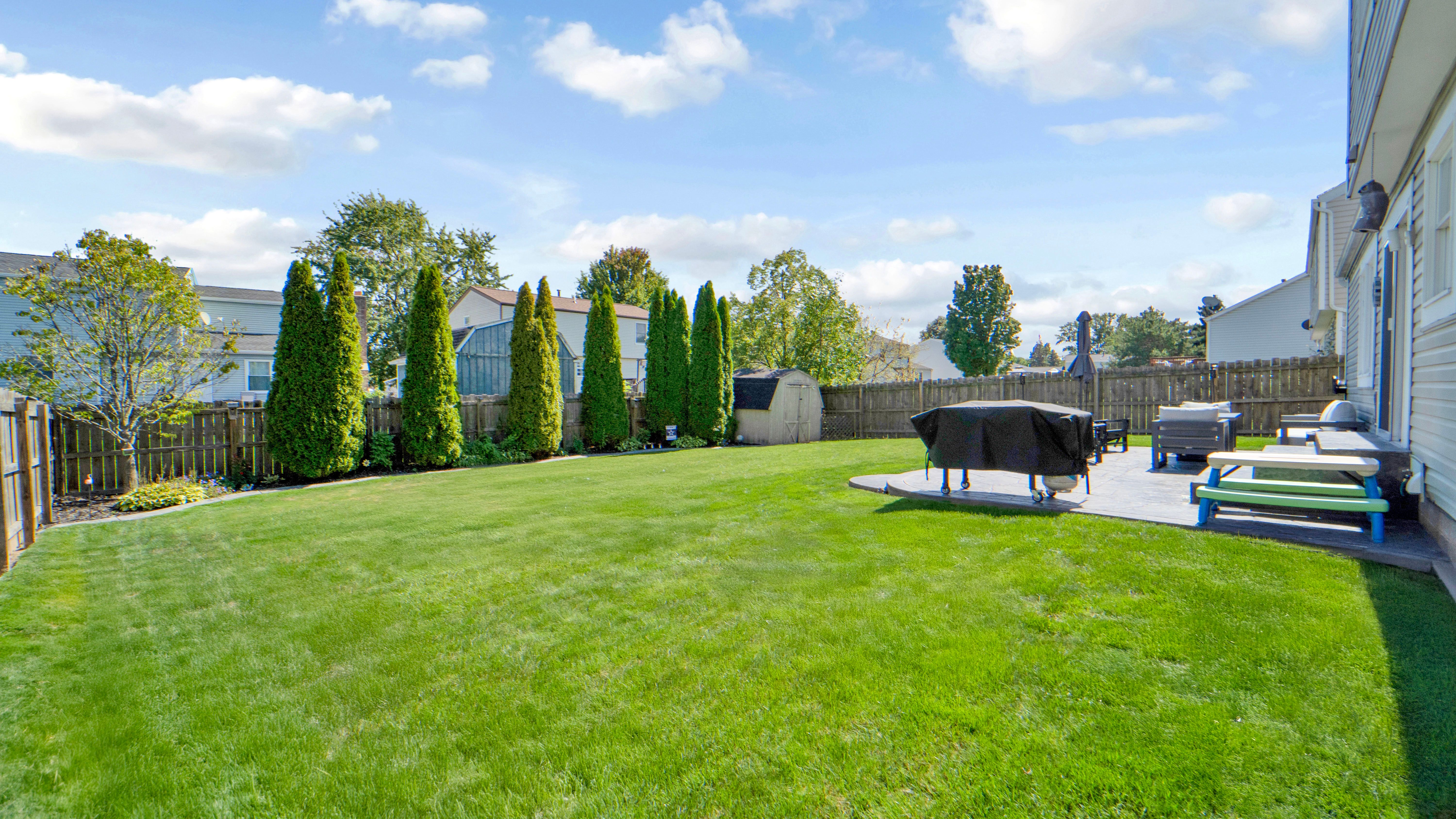 82 Constance Way W 