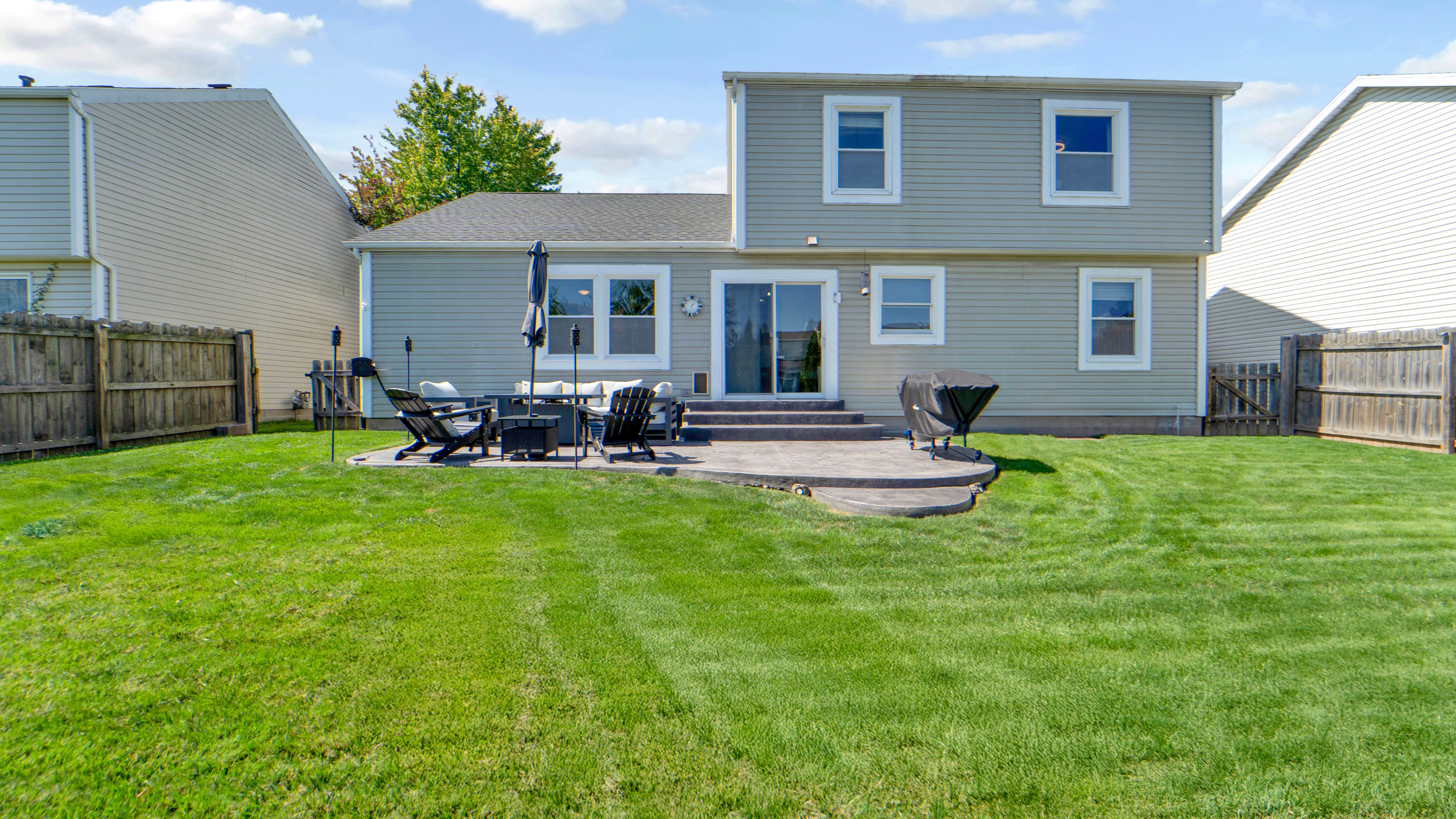 82 Constance Way W 