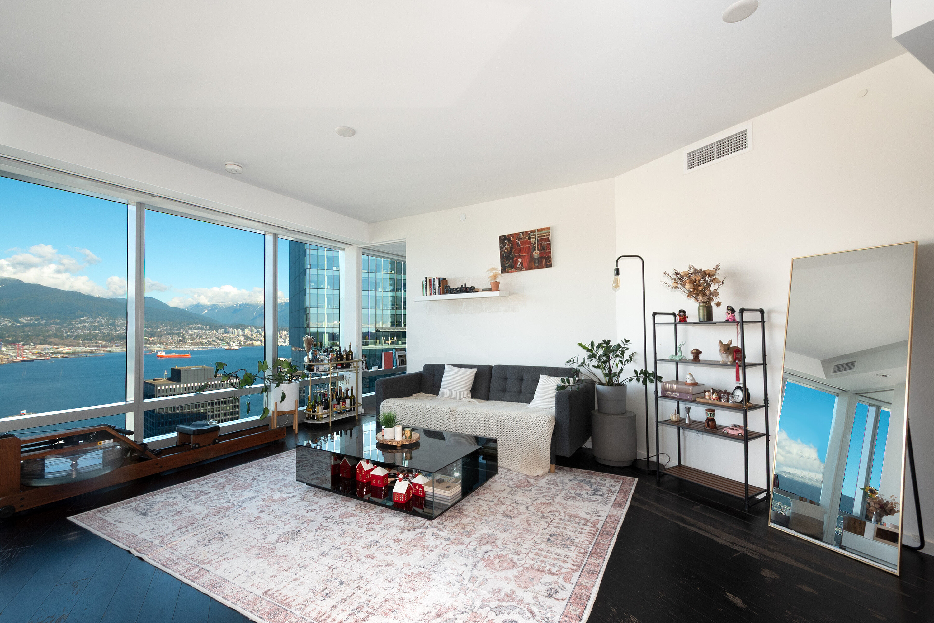 1151 Georgia Street W  4205