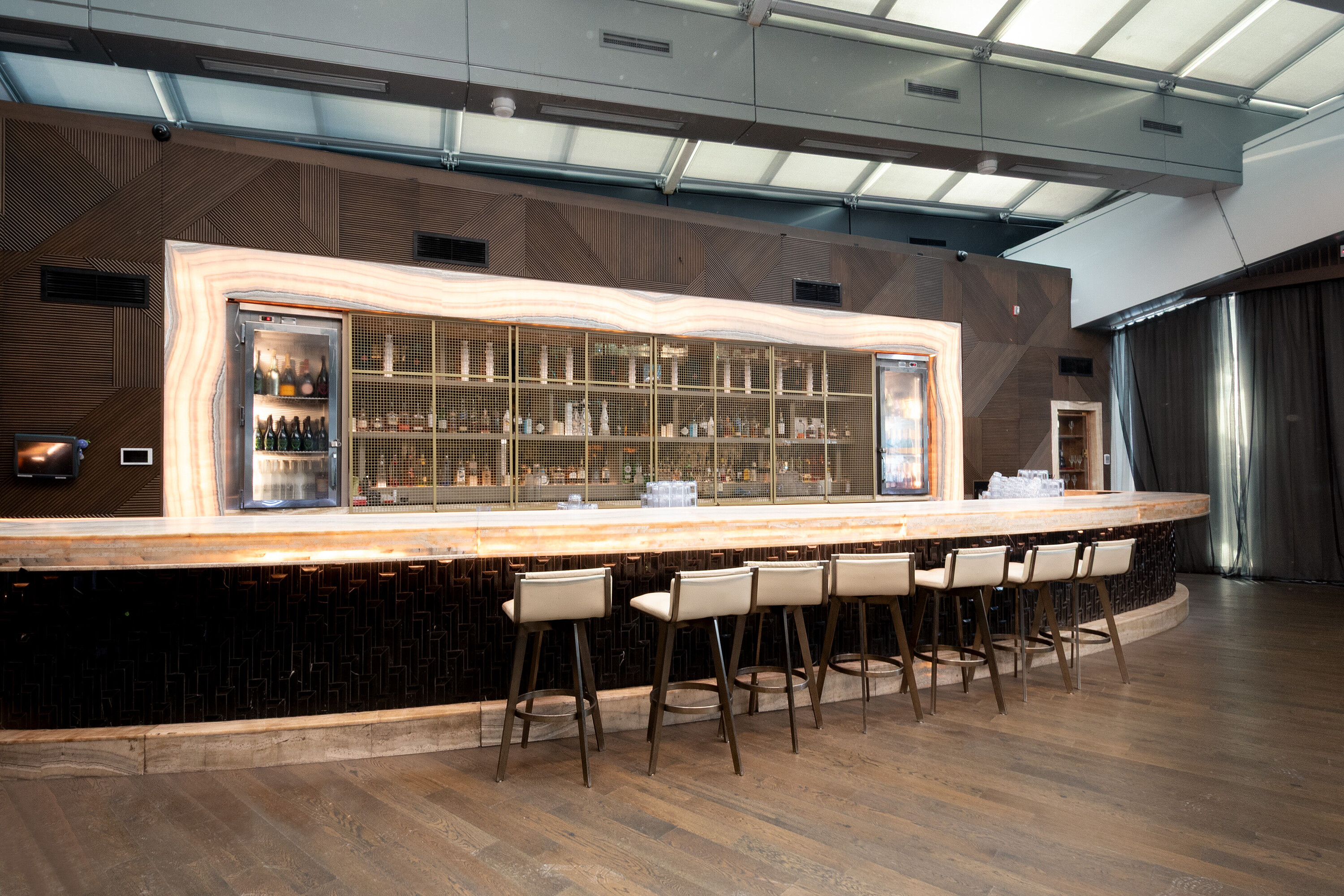 1151 Georgia Street W  4205