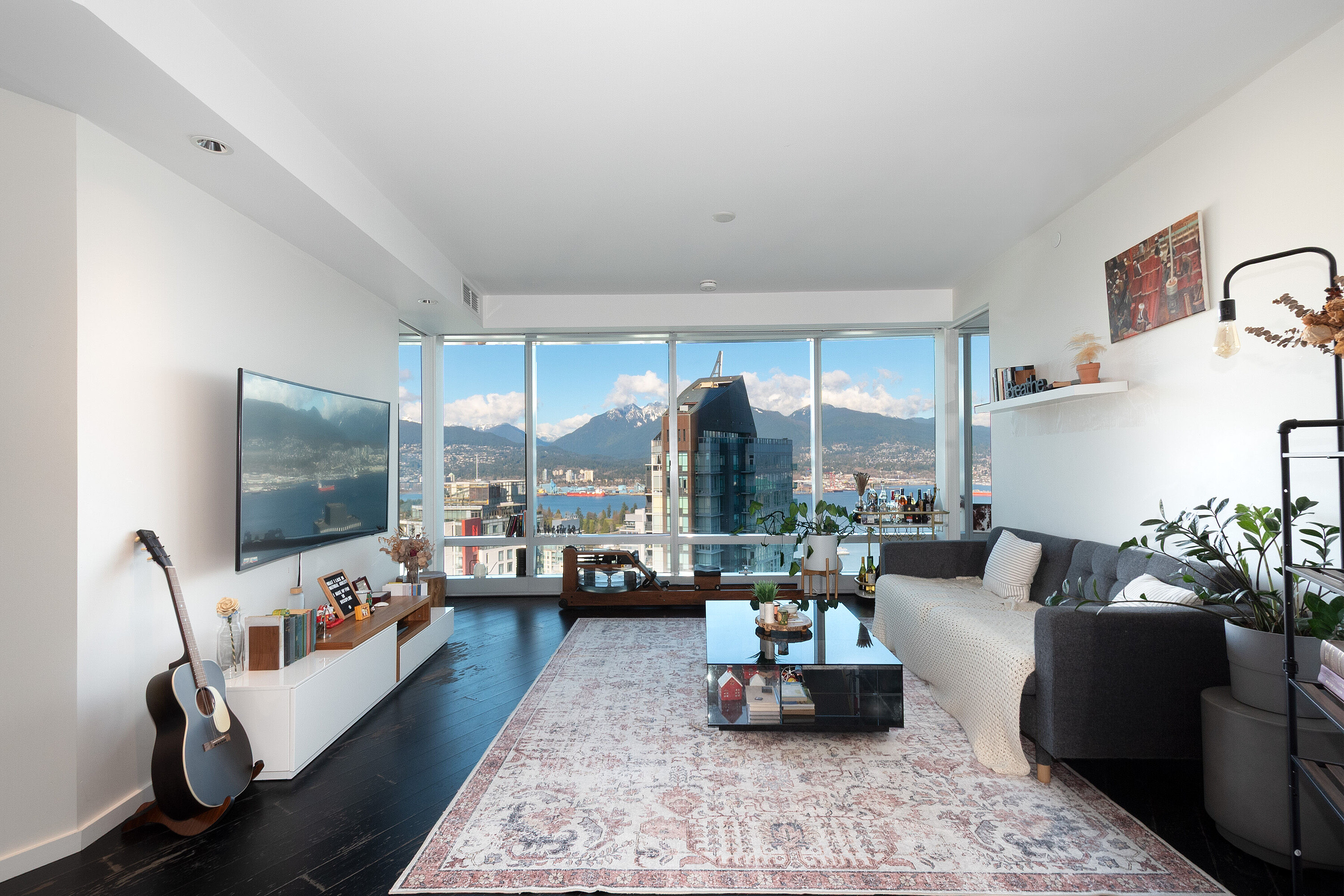 1151 Georgia Street W  4205
